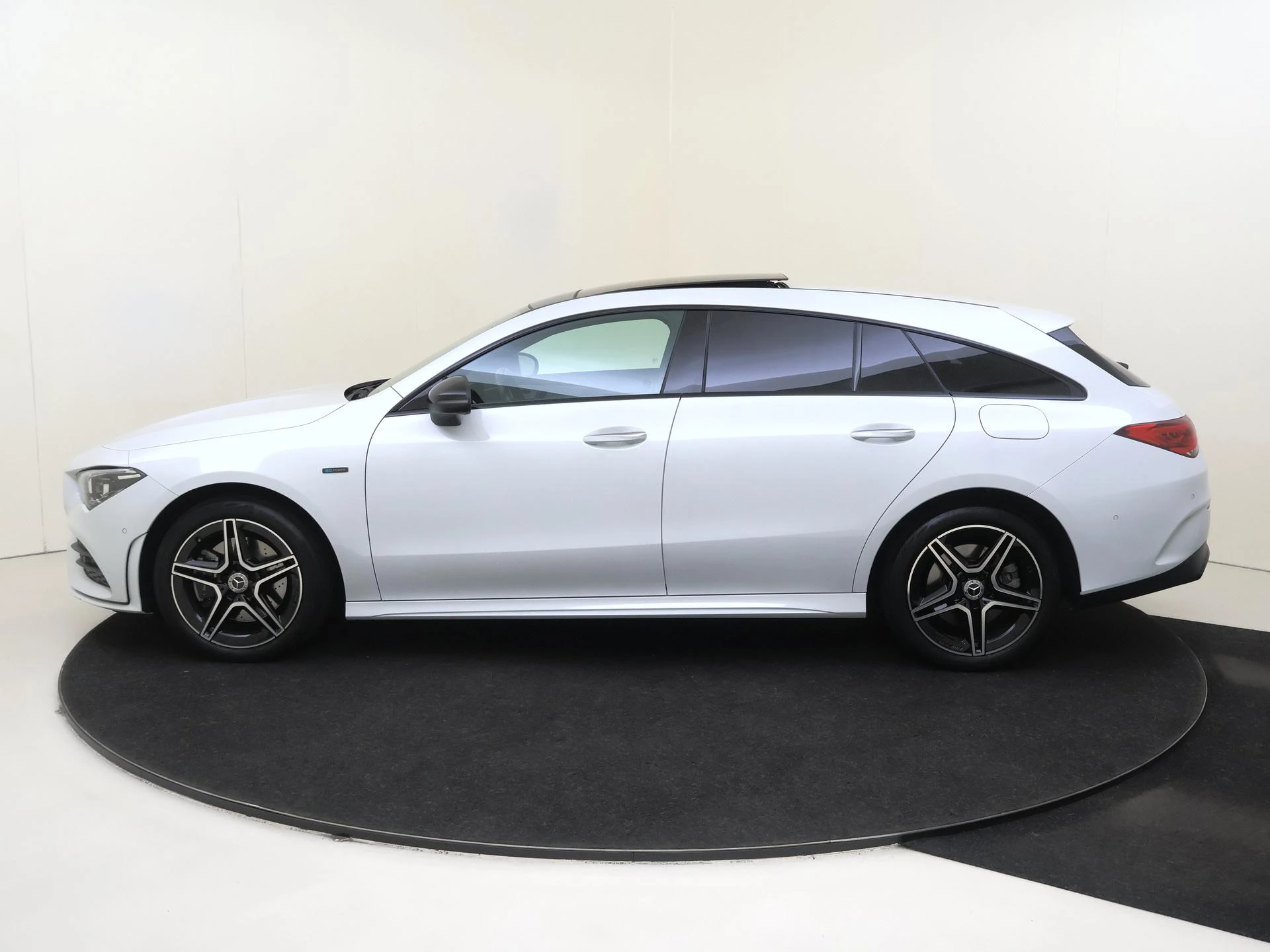 Mercedes-Benz CLA Shooting Brake 250 e Business Solution AMG Limited