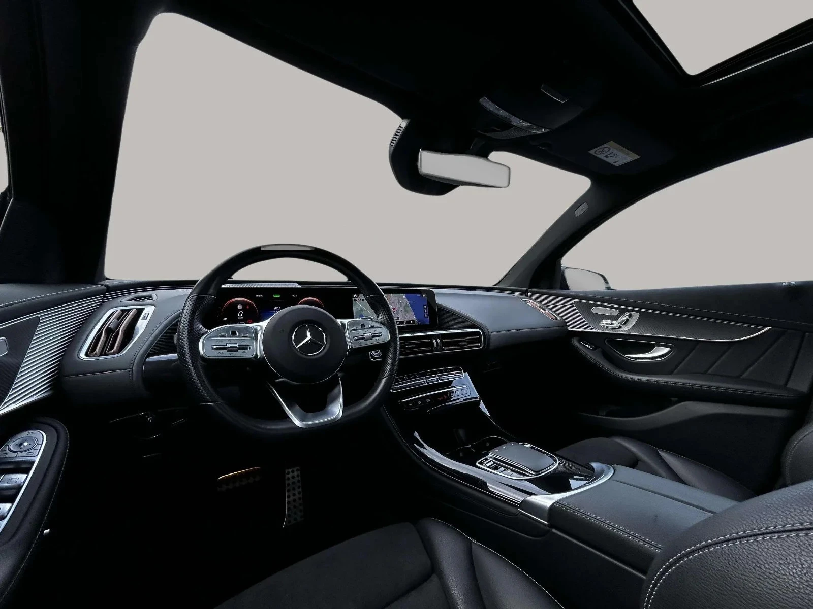 Mercedes-Benz-EQC-image-16