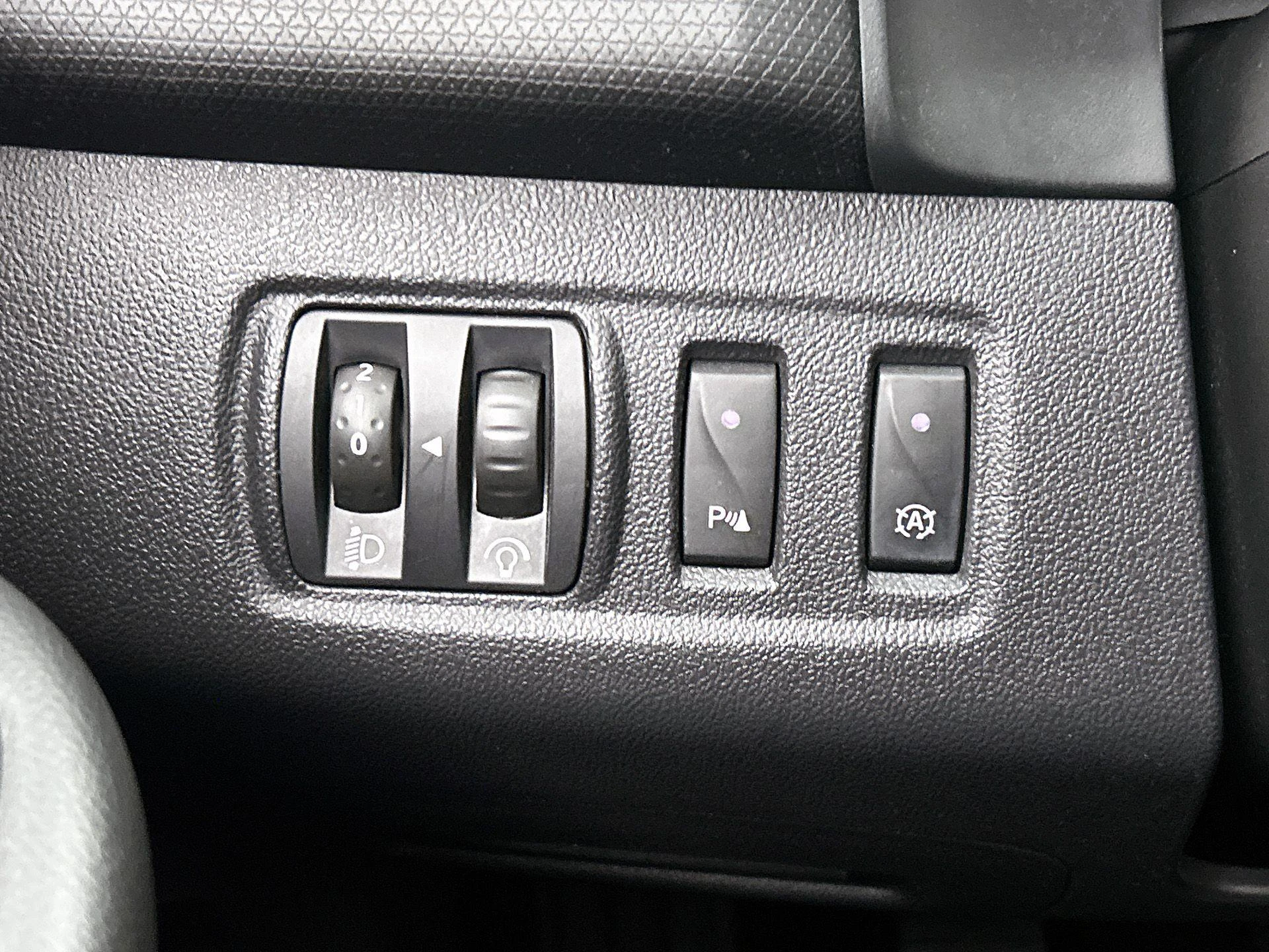 Renault-Clio-image-24