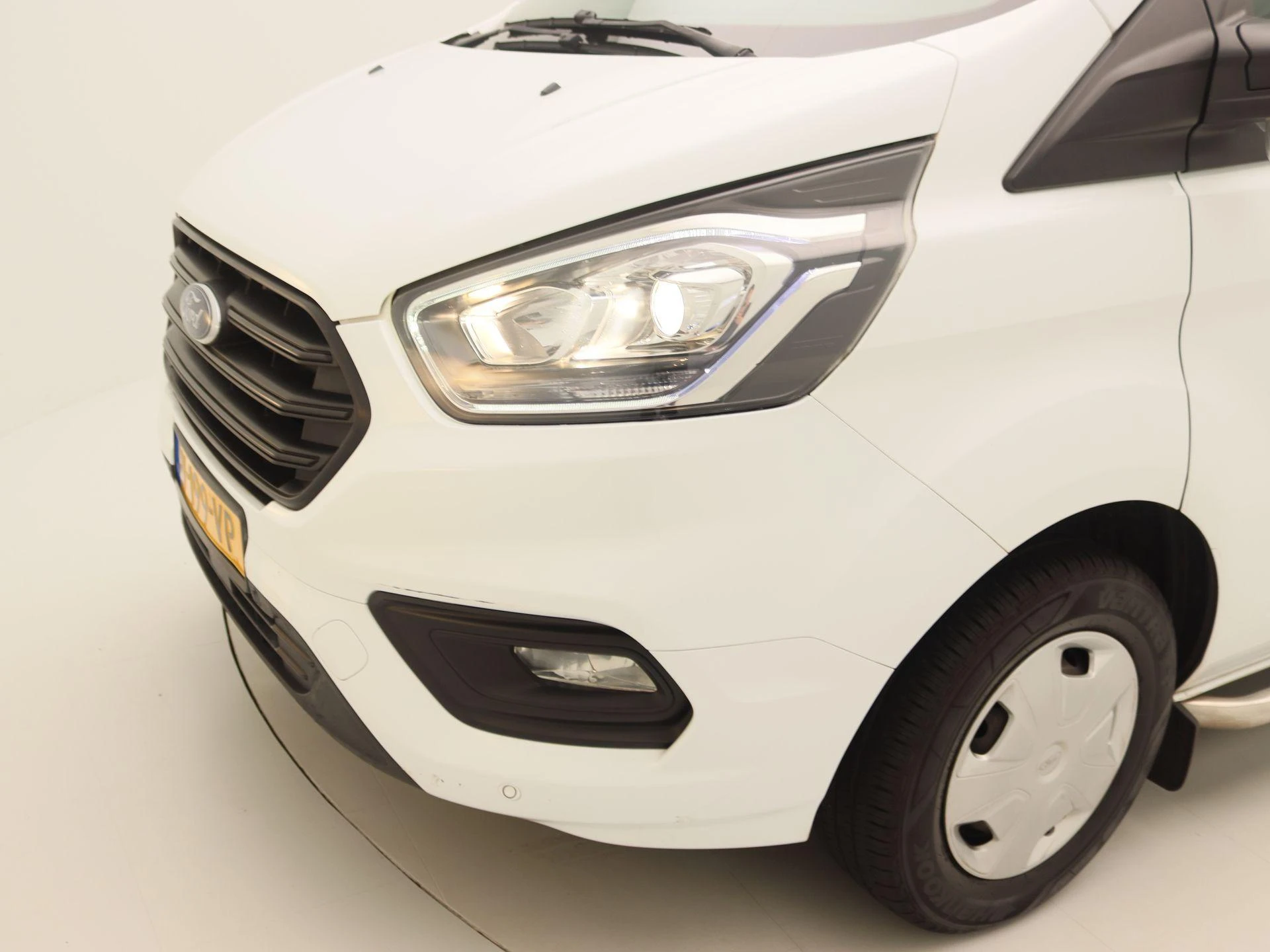 Ford-Transit Custom-image-13