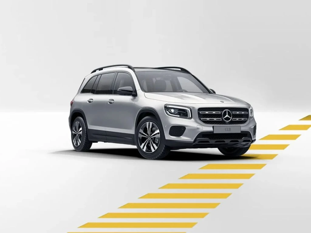 Mercedes-Benz-GLB 200-image-8