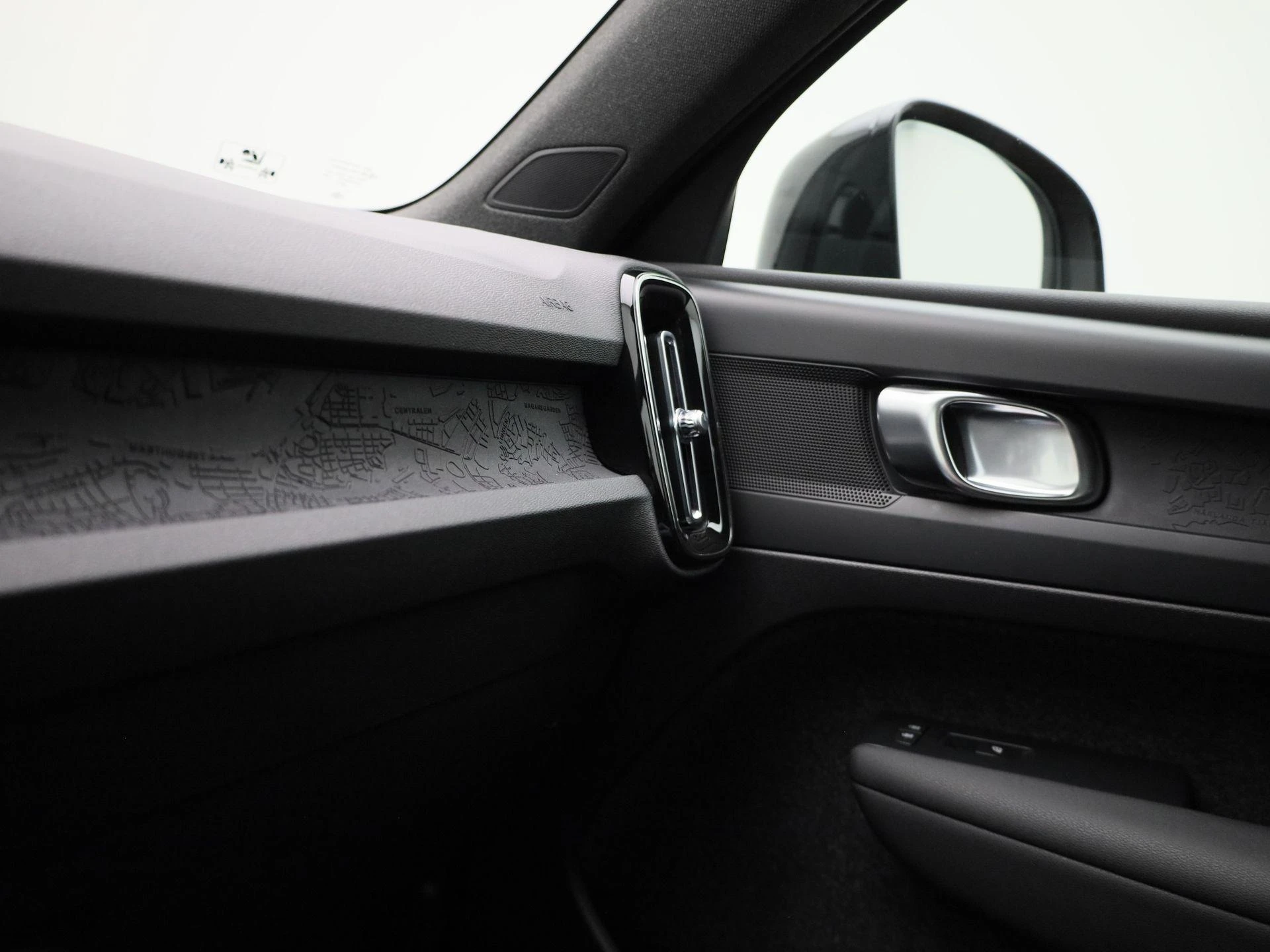 Volvo-XC40-image-24