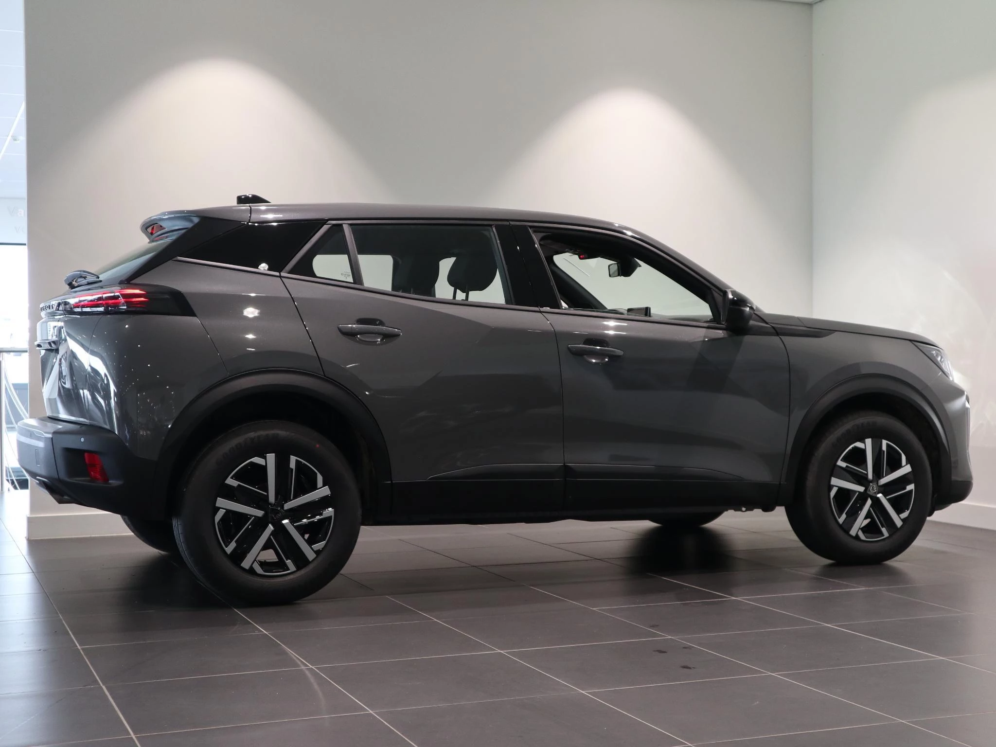 Peugeot-2008-image-9