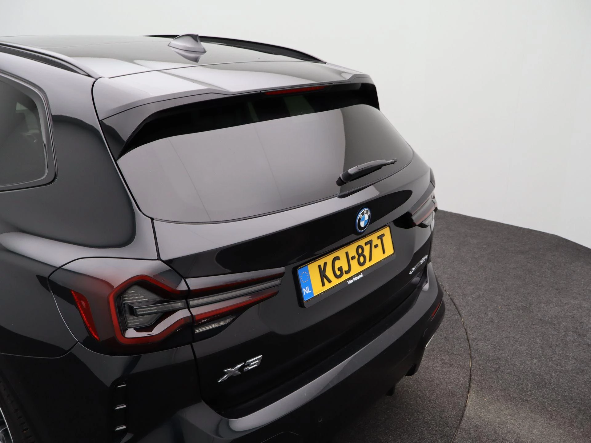 BMW-X3-image-48