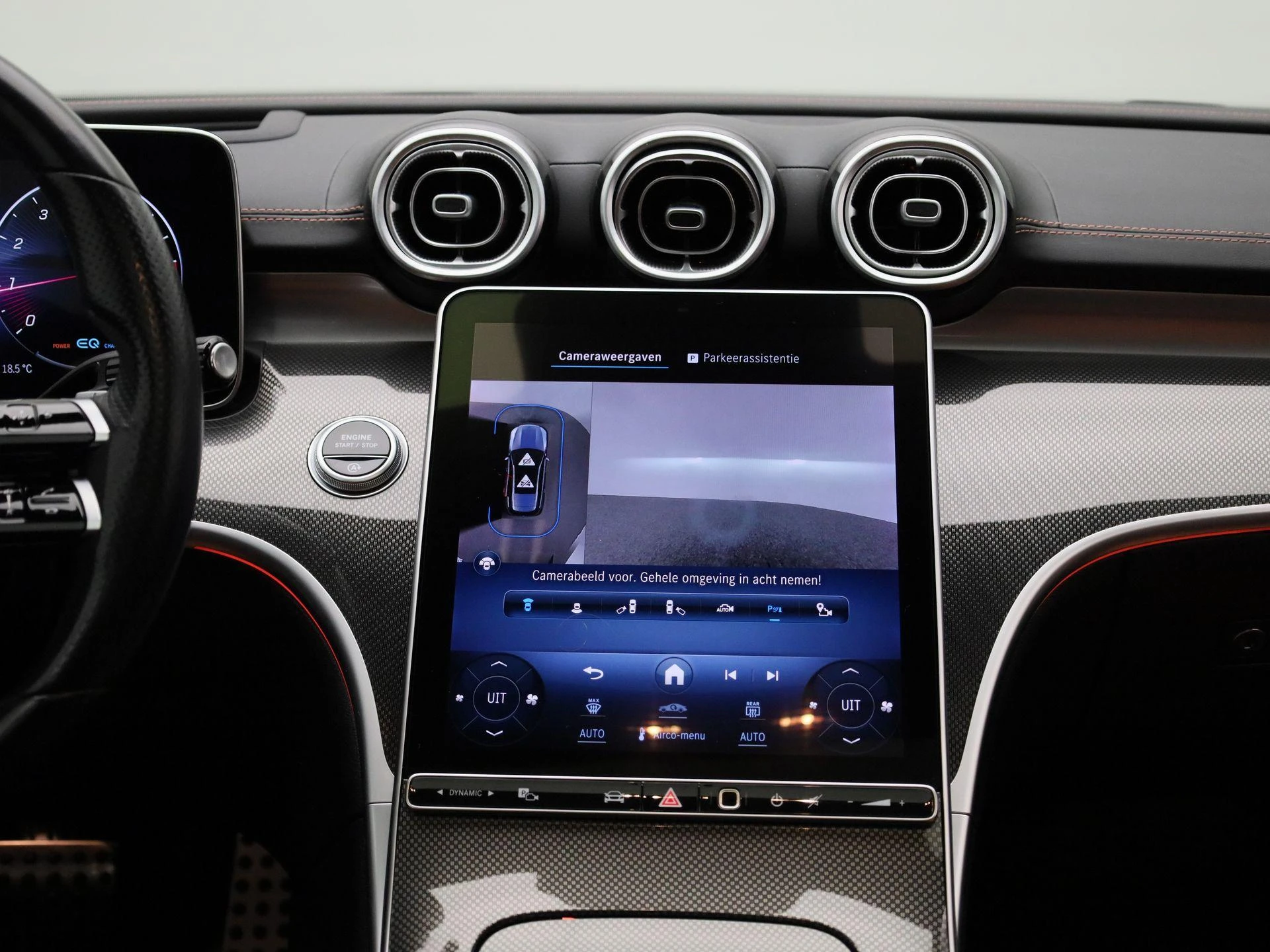 Mercedes-Benz-C-Klasse-image-7