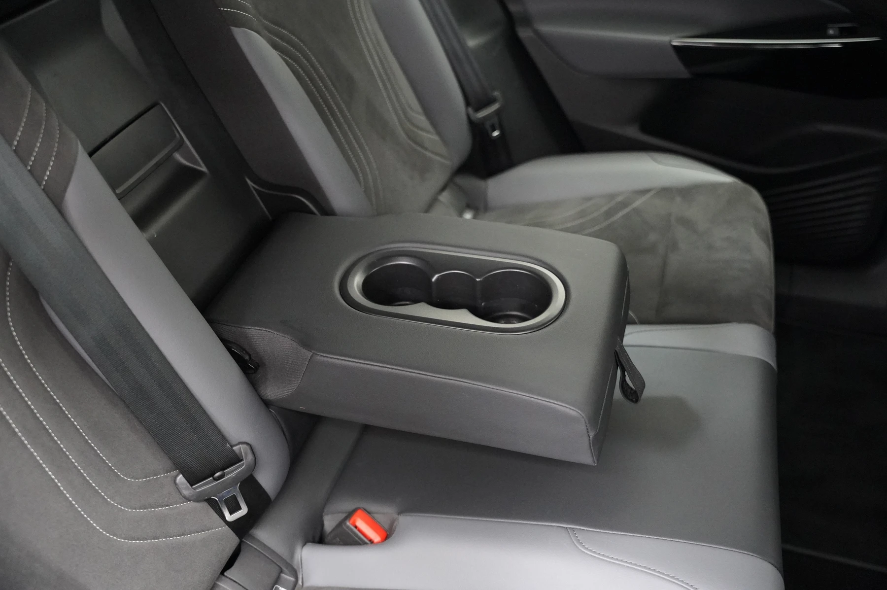 Volkswagen-ID.4-image-10