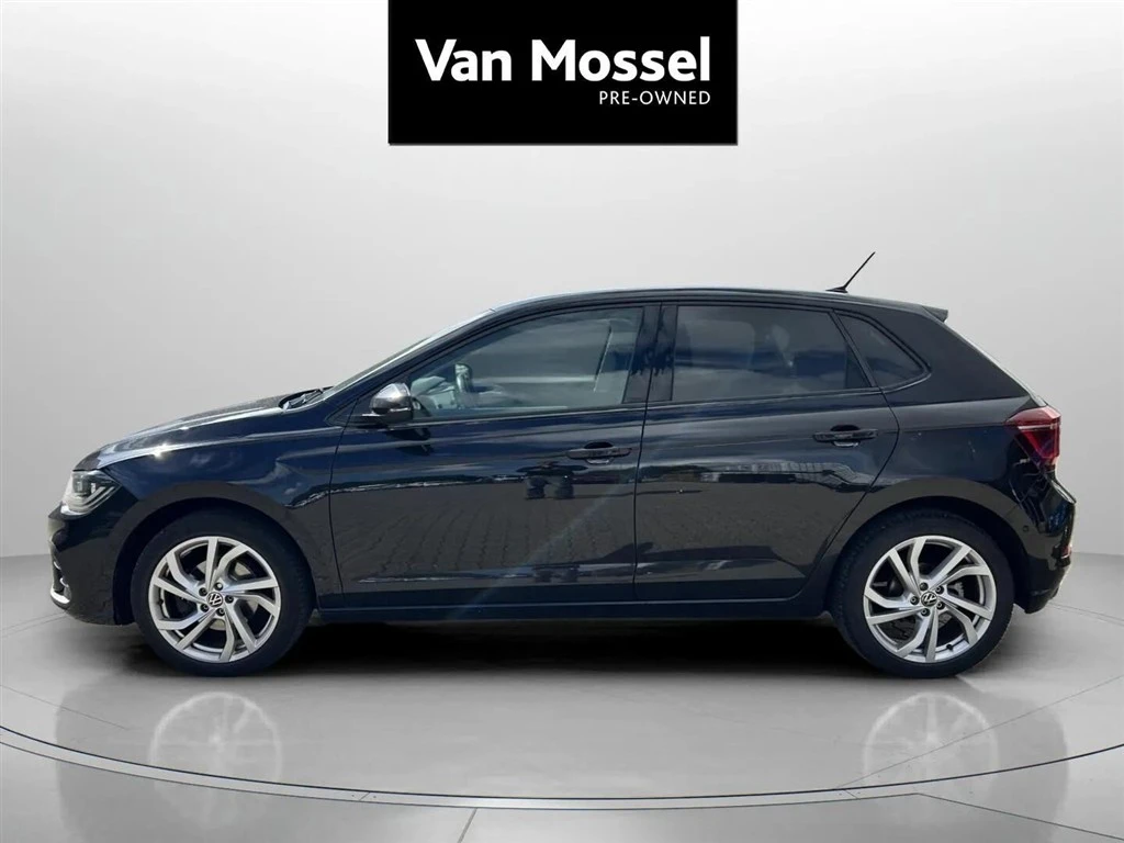 Volkswagen-Polo-image-7