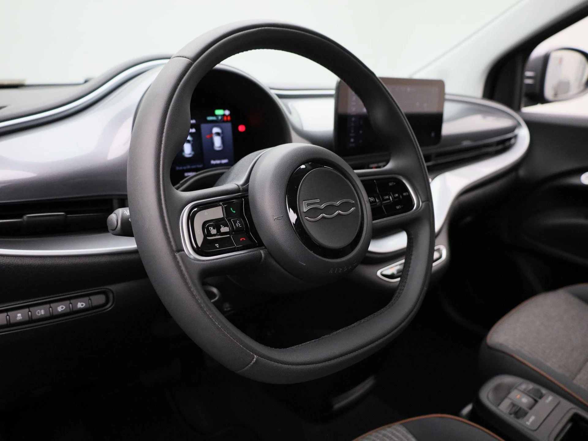 Fiat-500e-image-8