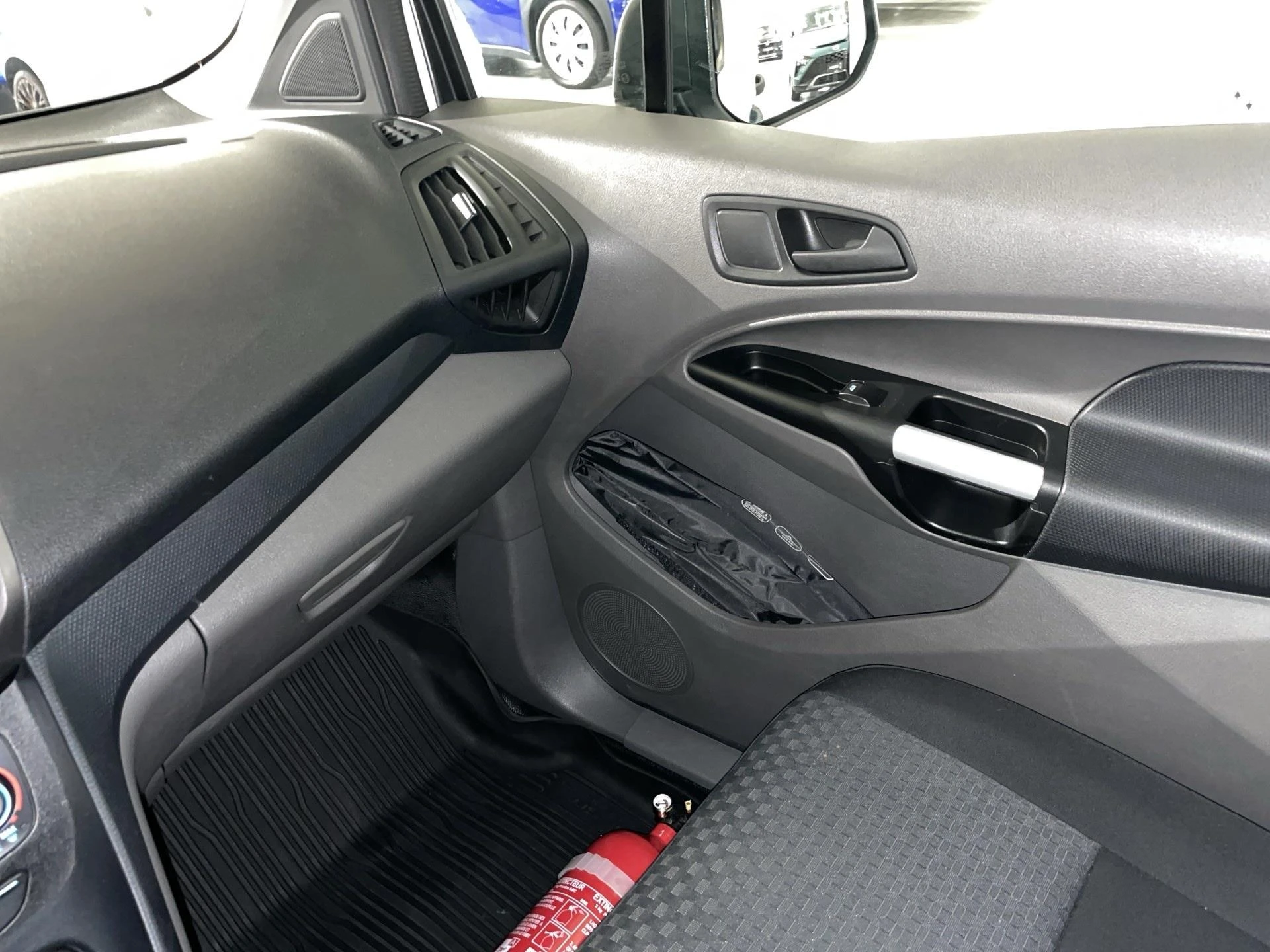 Ford-Transit Connect-image-8