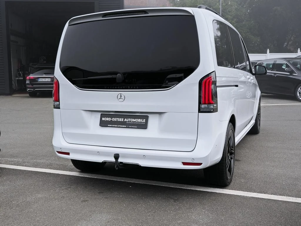 Mercedes-Benz-V-Klasse 300 d-image-5