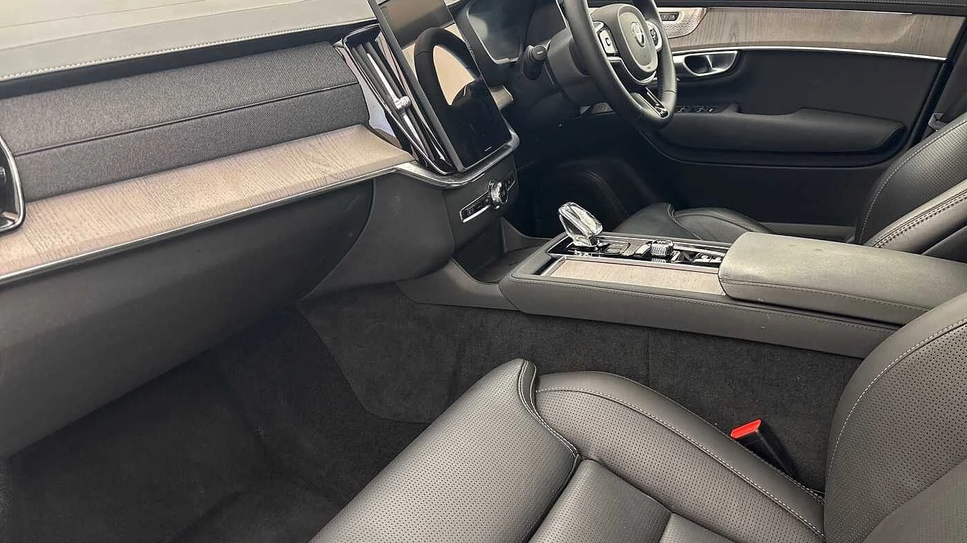 Volvo-XC90-image-5