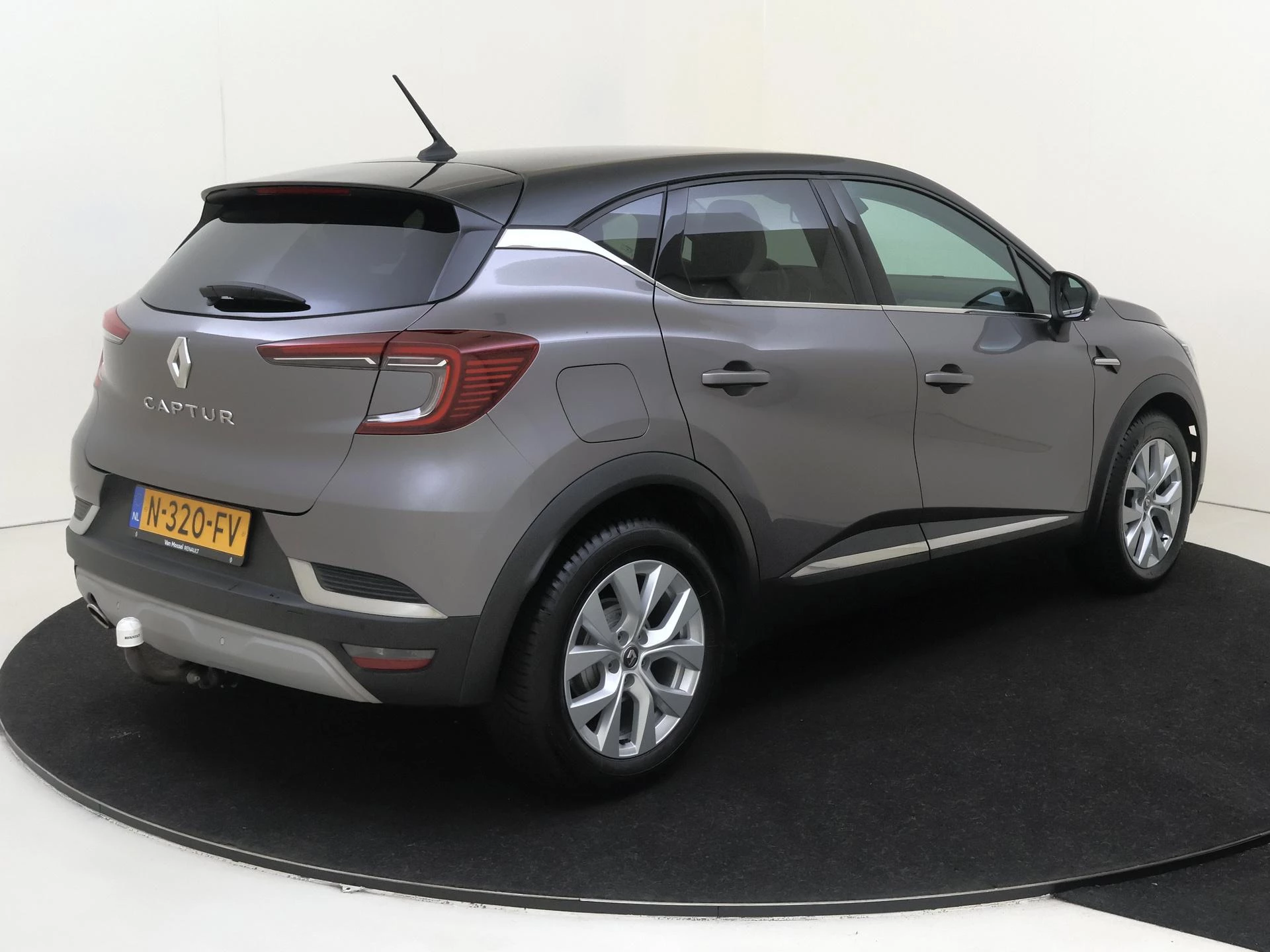 Renault-Captur-image-3