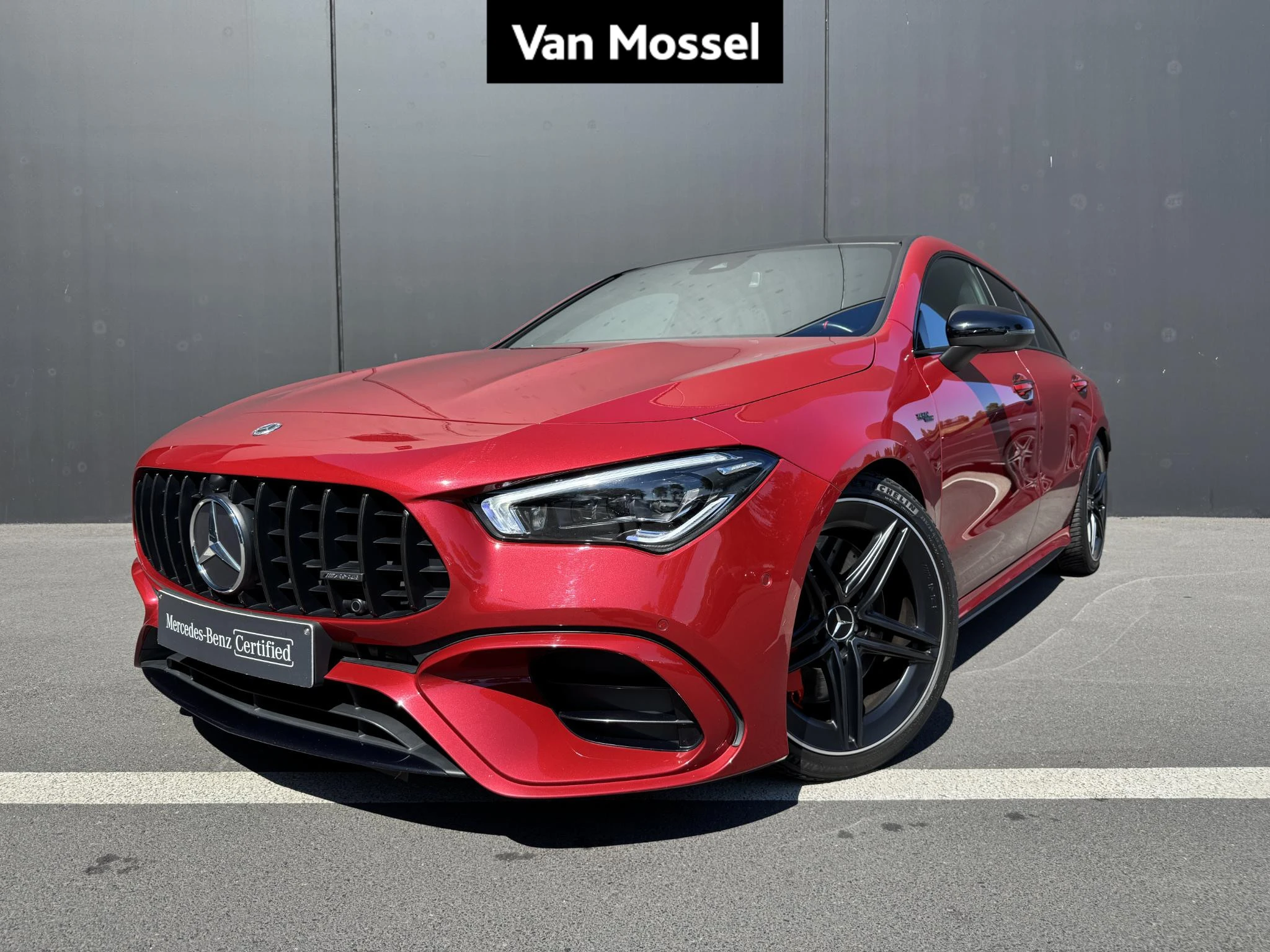 Mercedes-Benz-CLA-image-0