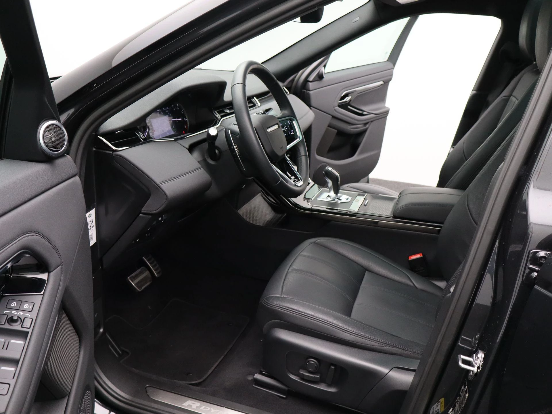Land Rover-Range Rover Evoque-image-10