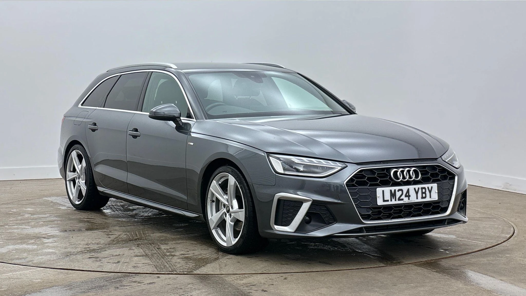 Audi-A4-image-49