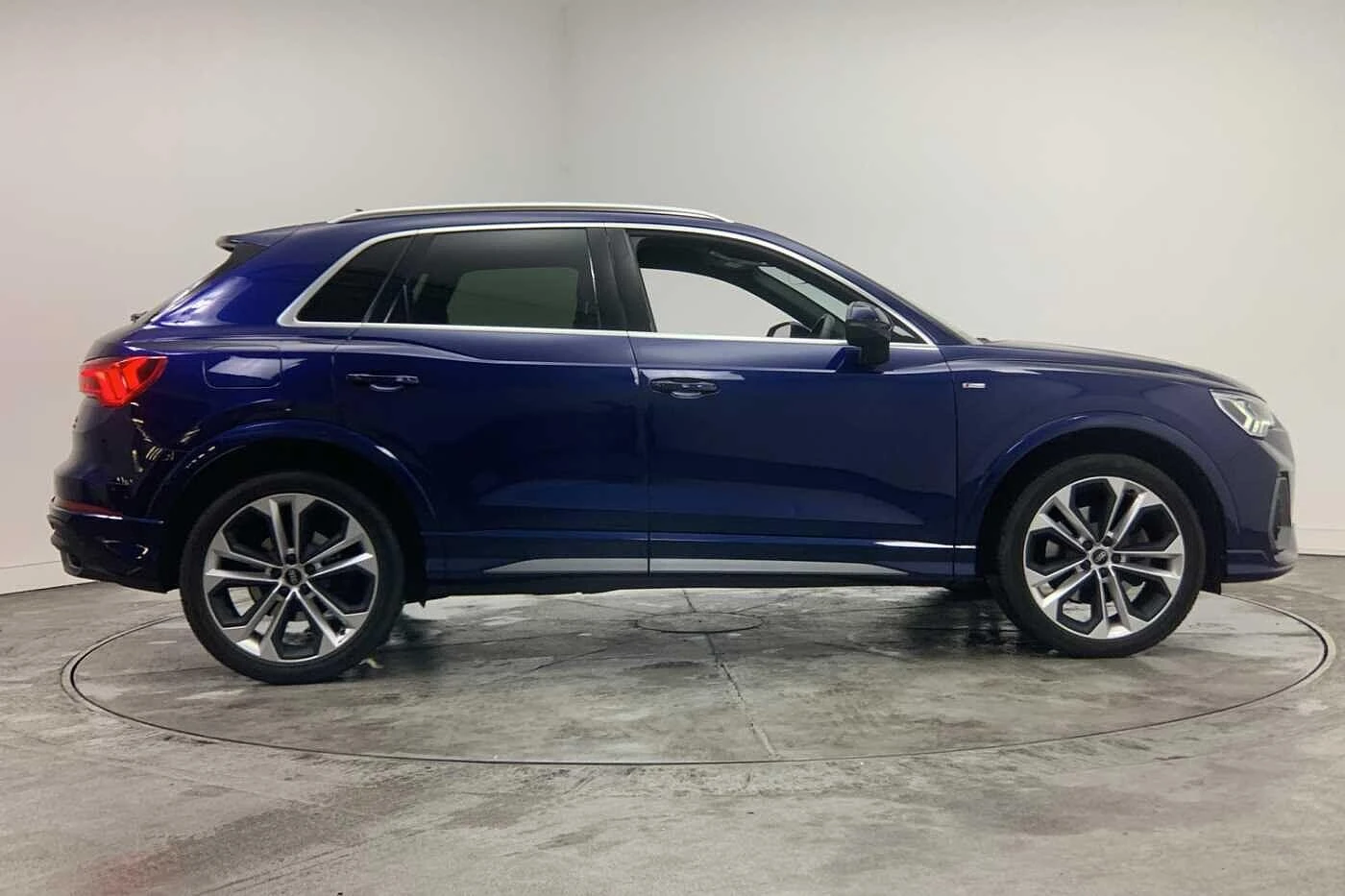 Audi-Q3-image-3