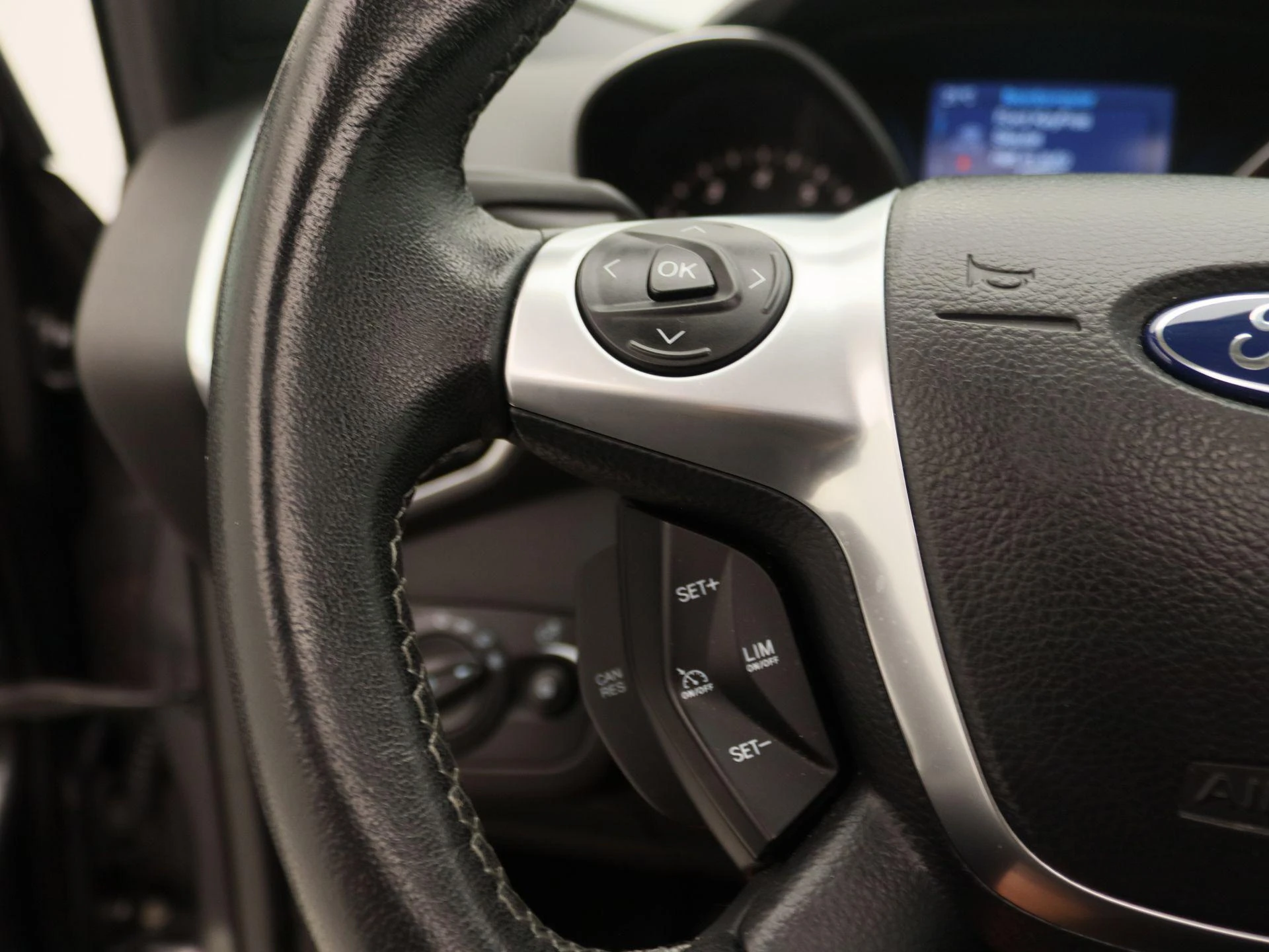Ford-Kuga-image-20