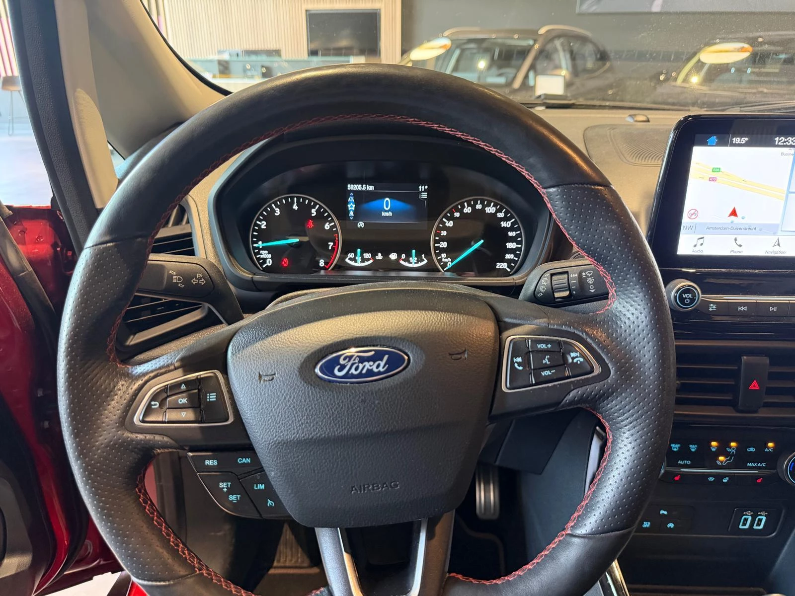 Ford-EcoSport-image-16