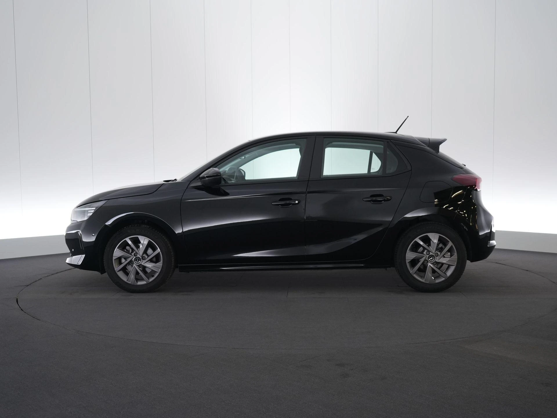 Opel-Corsa-image-4