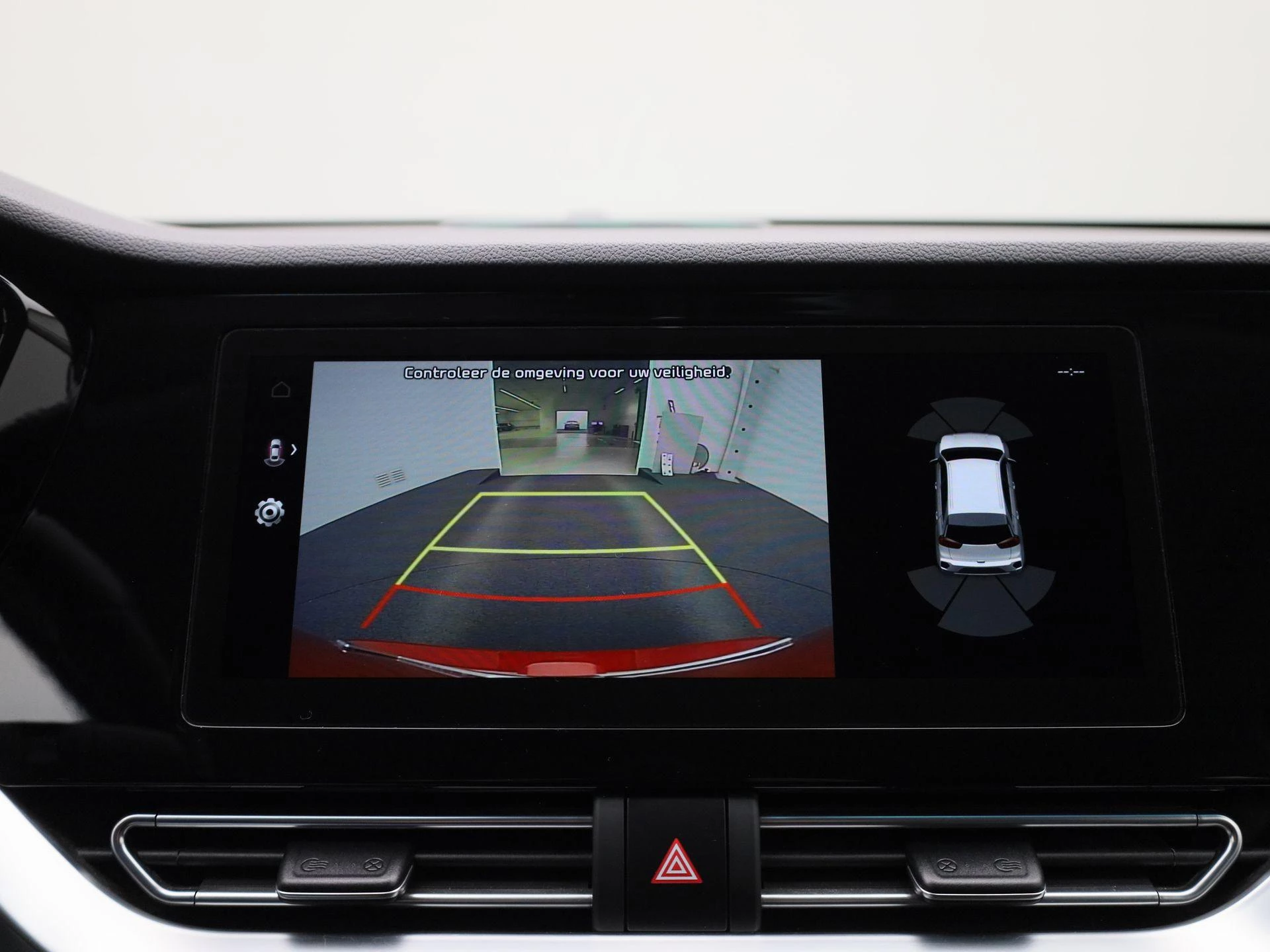 Kia-Niro-image-28