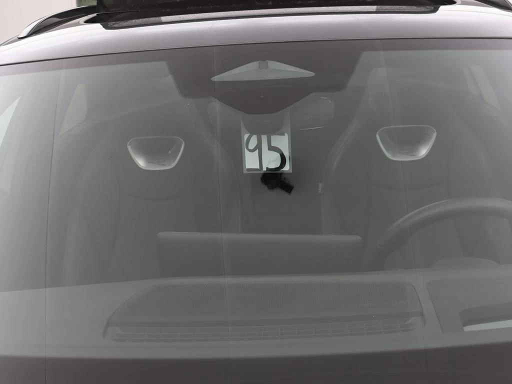 Volkswagen-Passat-image-7