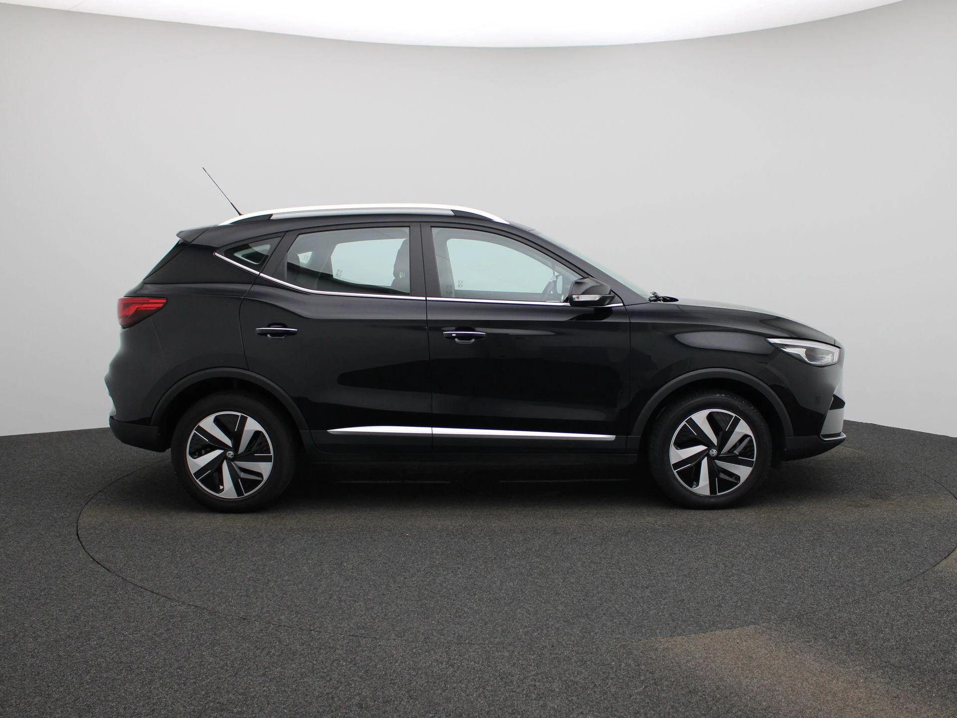 MG-ZS-image-5