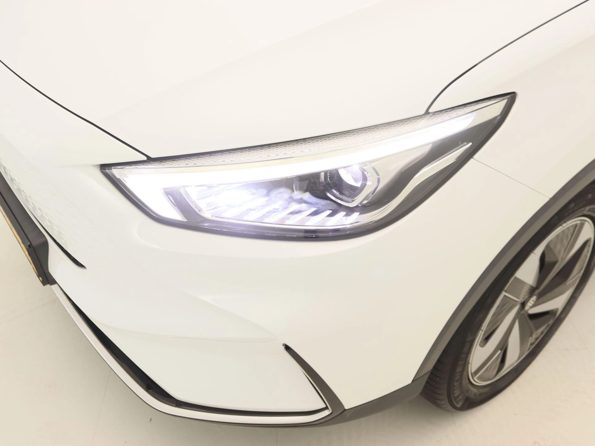 MG-ZS EV-image-13