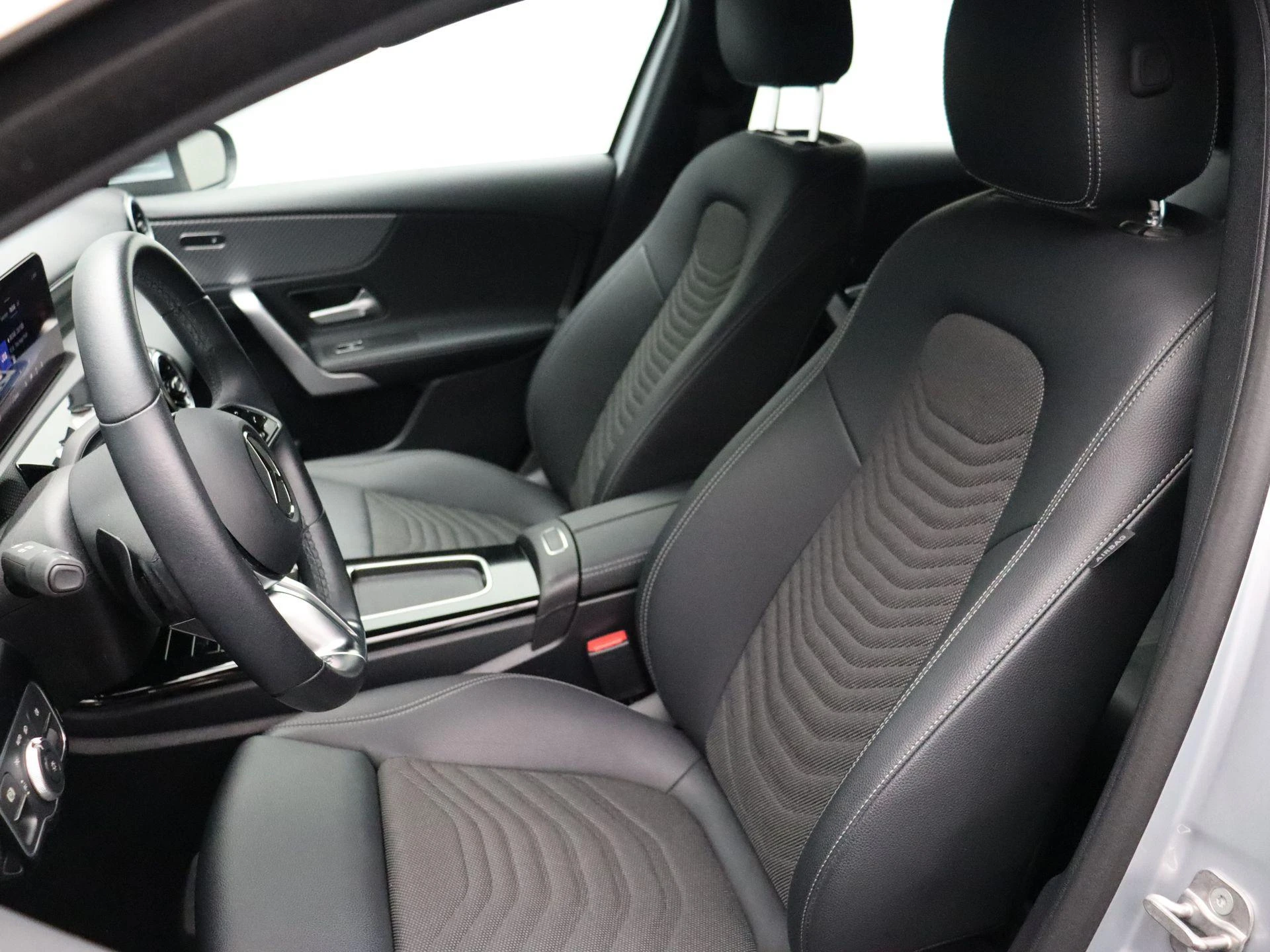 Mercedes-Benz-Classe A-image-12
