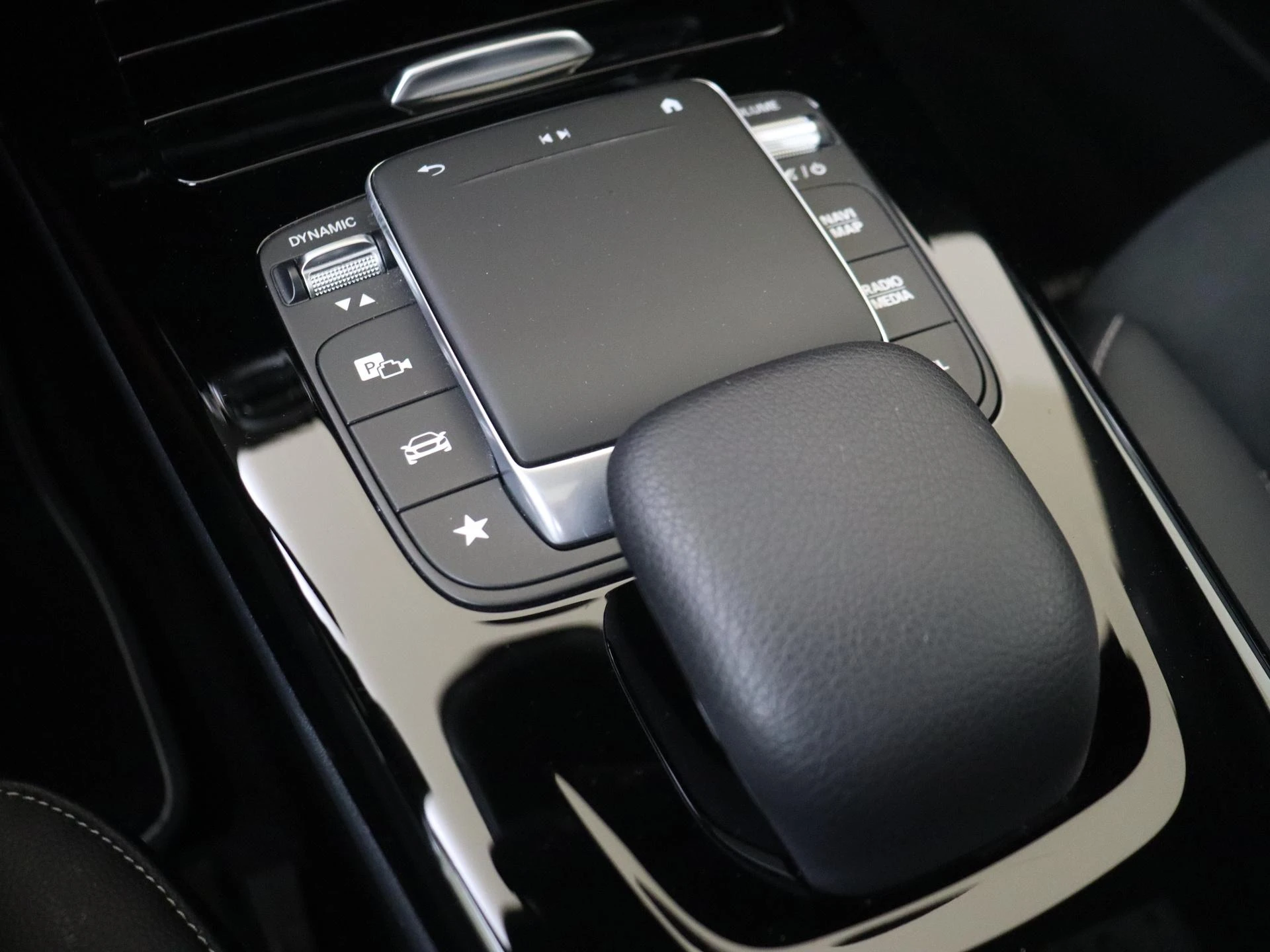 Mercedes-Benz-A-Klasse-image-24