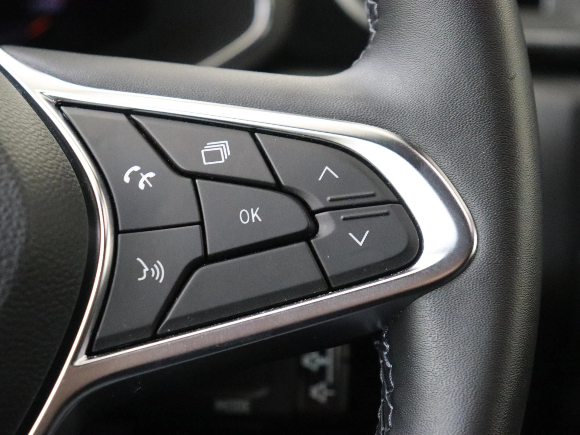 Renault-Captur-image-13