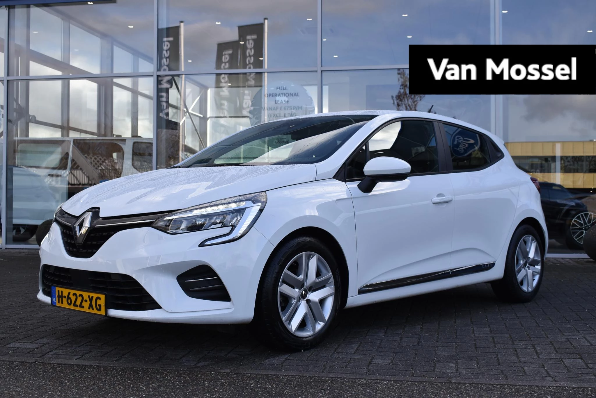 Renault-Clio-image-0