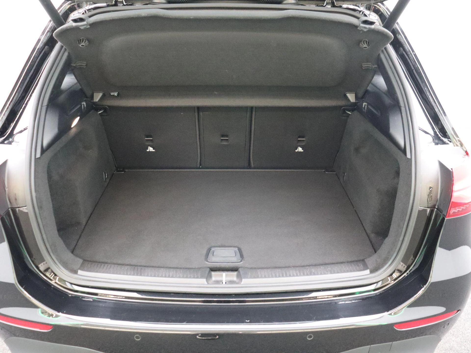 Mercedes-Benz Classe B 180 Business Line + CARPLAY + LED +