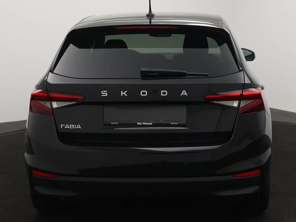 Škoda-Fabia-image-3