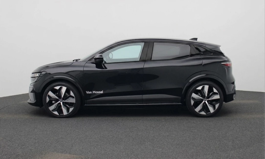 Renault-Megane E-Tech-image-1