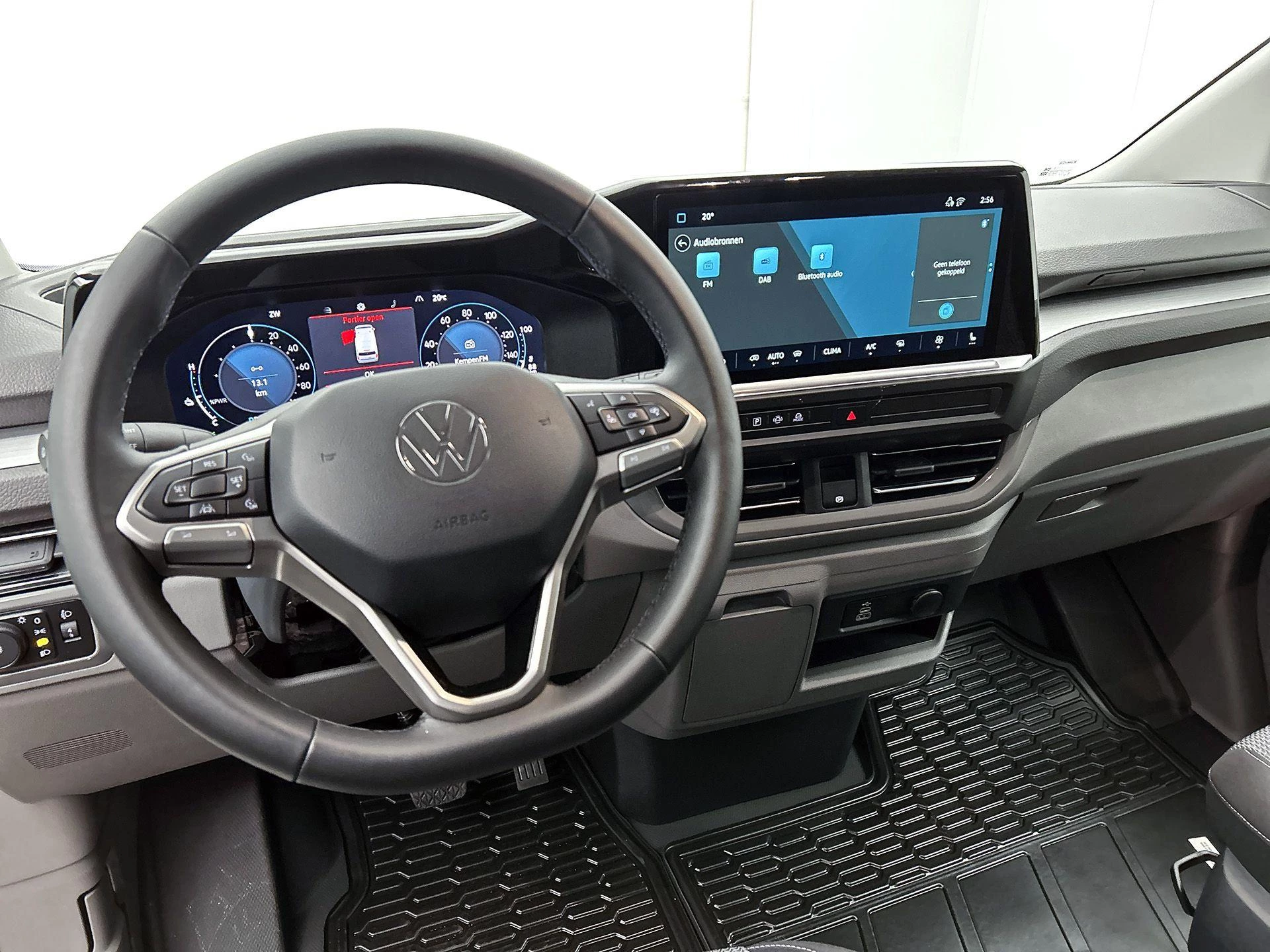 Volkswagen e-Transporter L2H1 Life 64 kWh 136PK