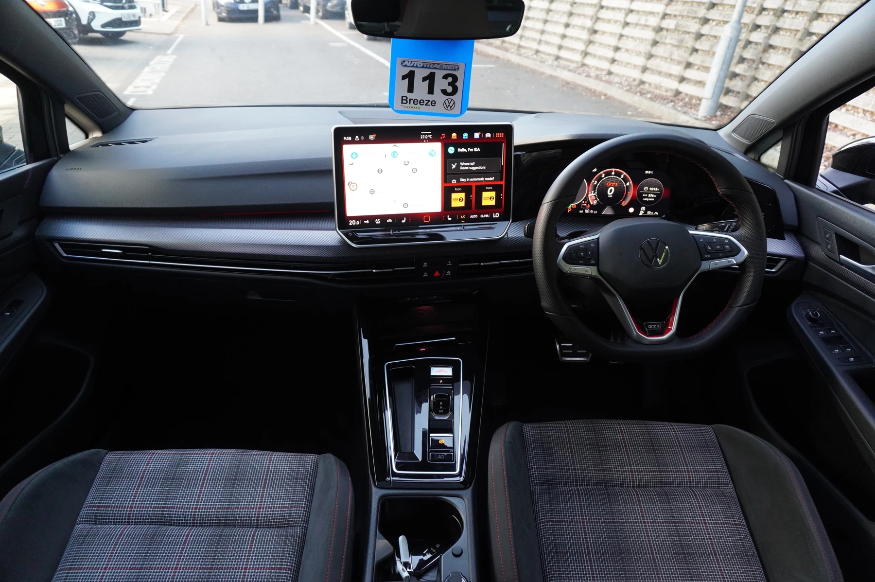 Volkswagen-Golf-image-8