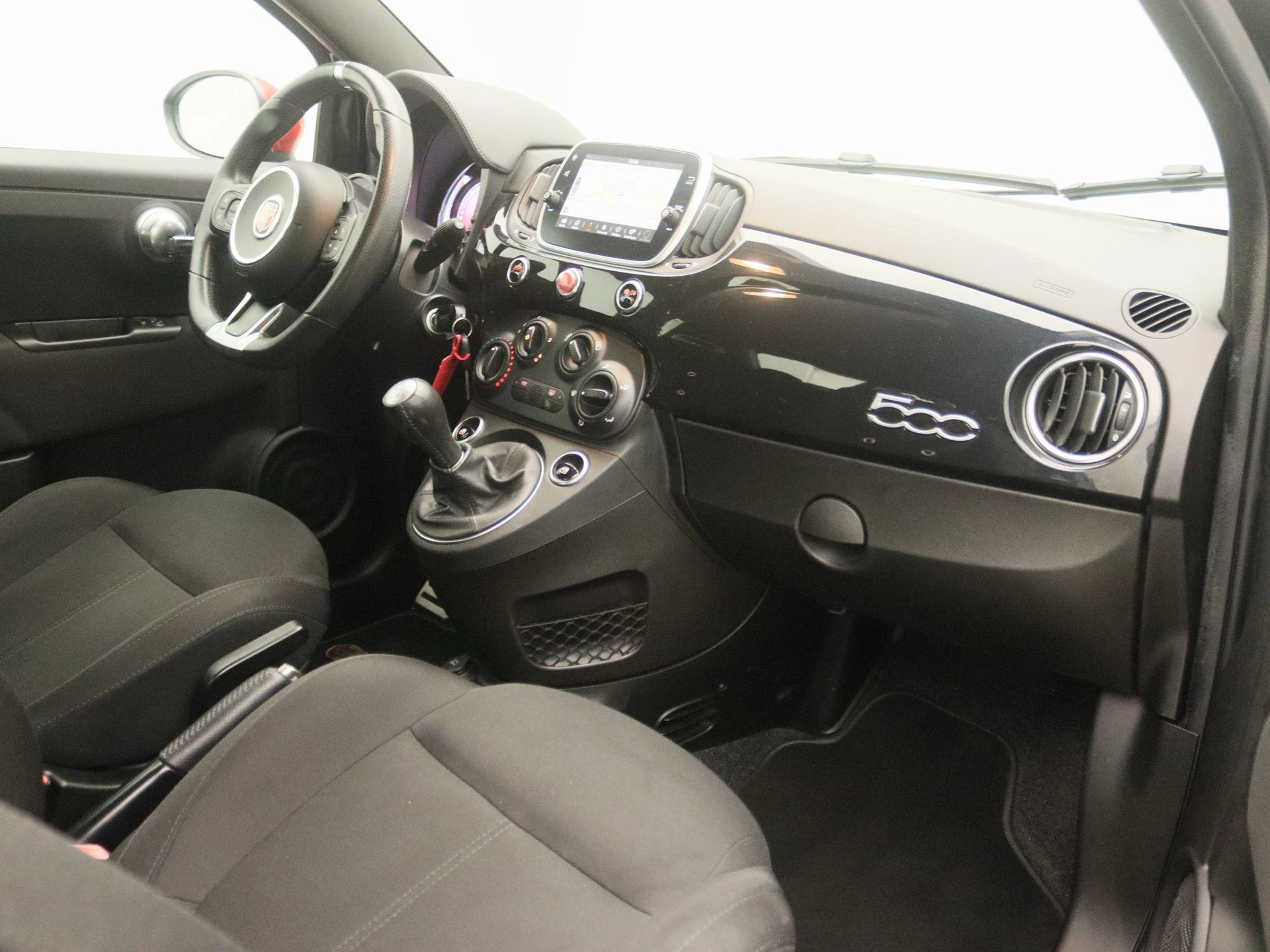 Fiat-500C-image-21