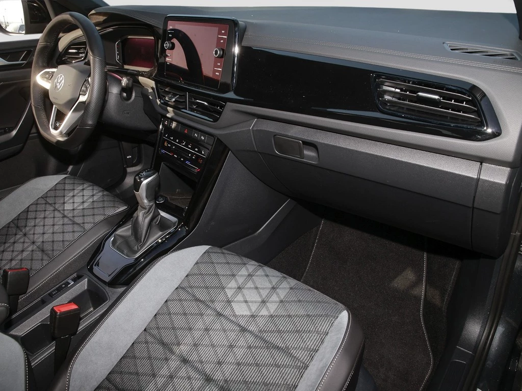 Volkswagen T-Roc 1.5 TSI DSG R-Line AHK/RFK/BlackStyle