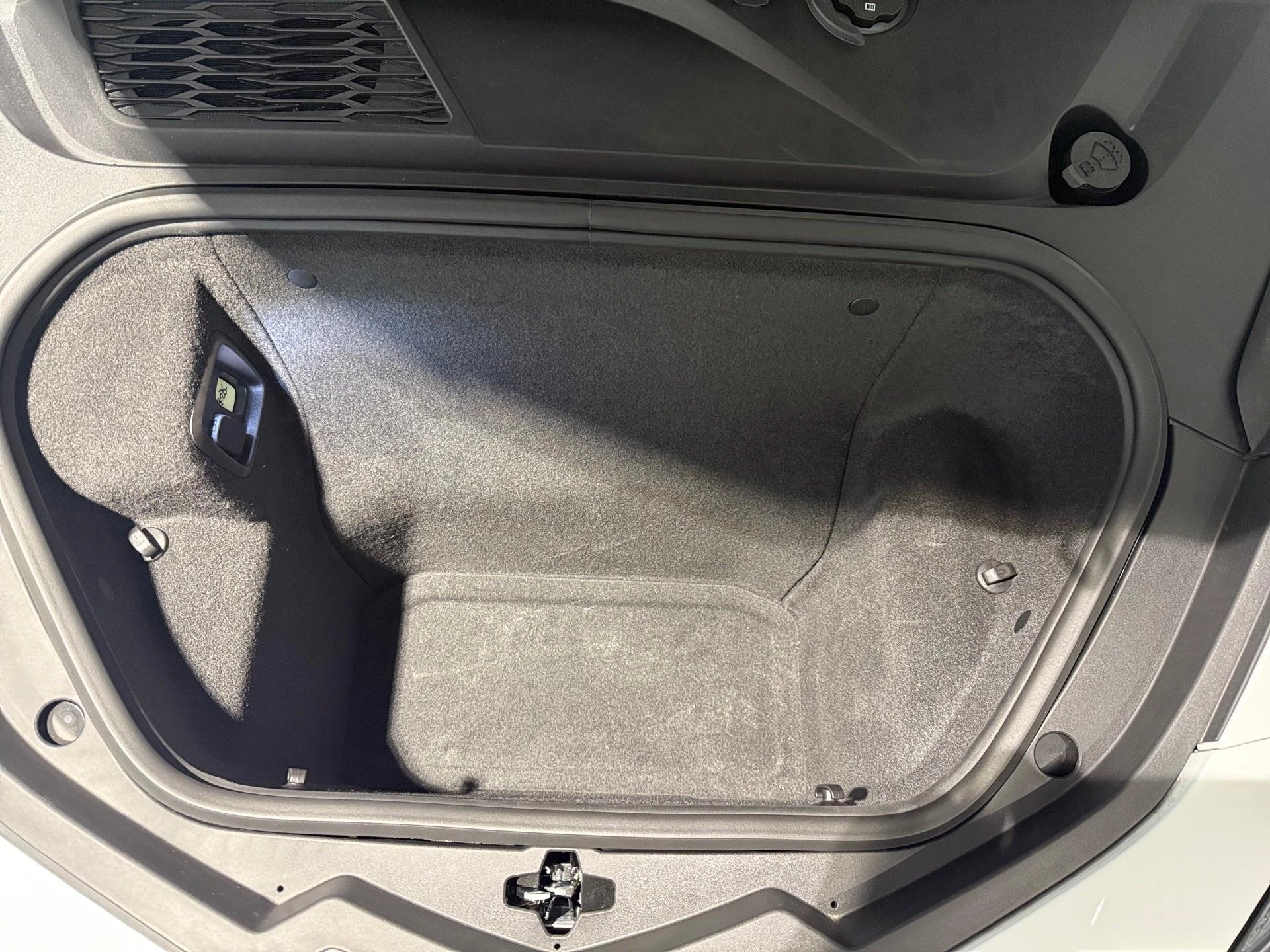 Chevrolet-Corvette-image-20