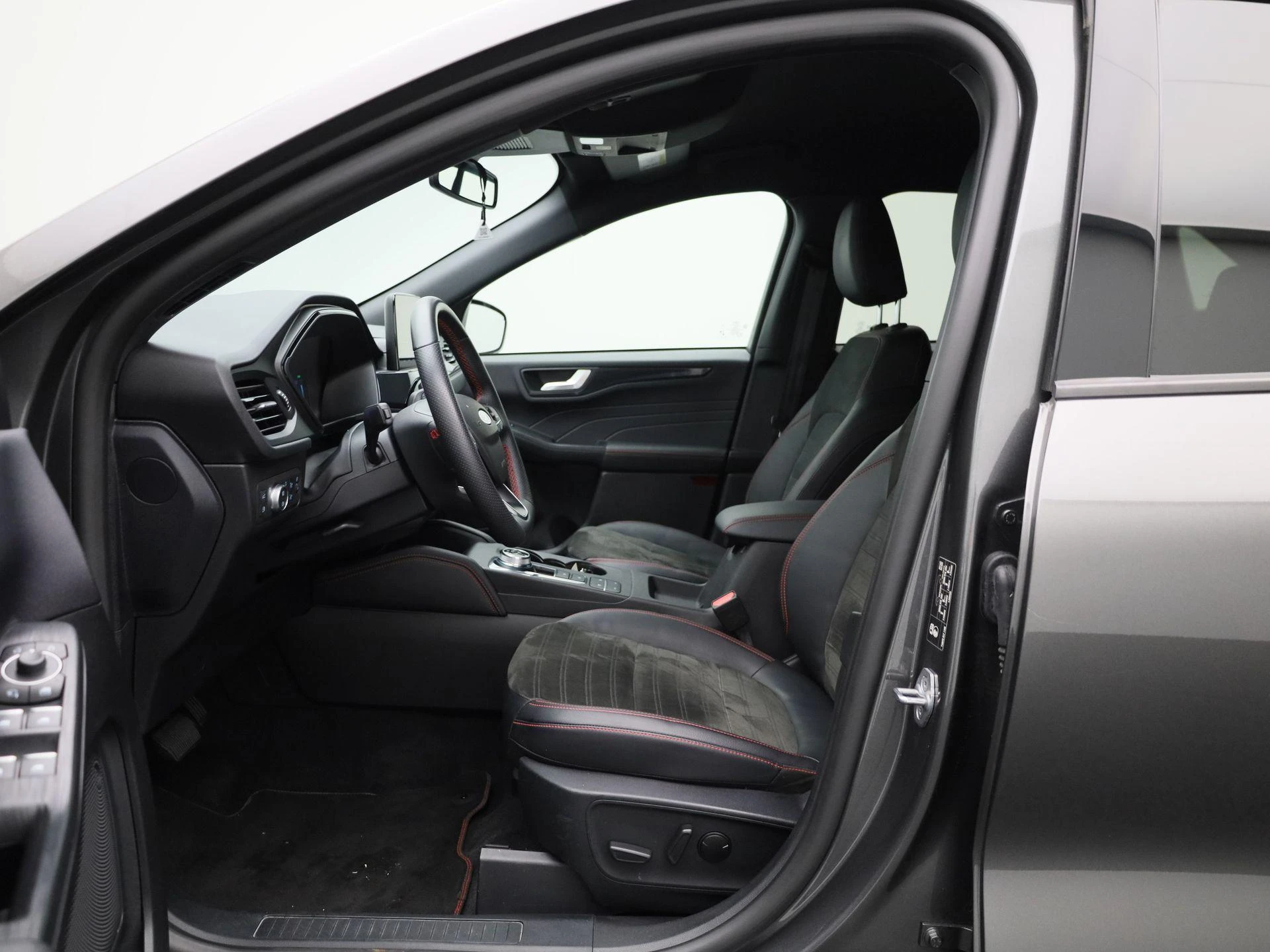 Ford-Kuga-image-8