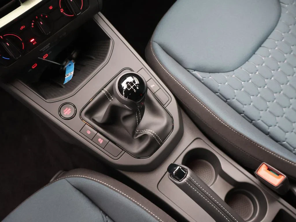 SEAT-Ibiza-image-15