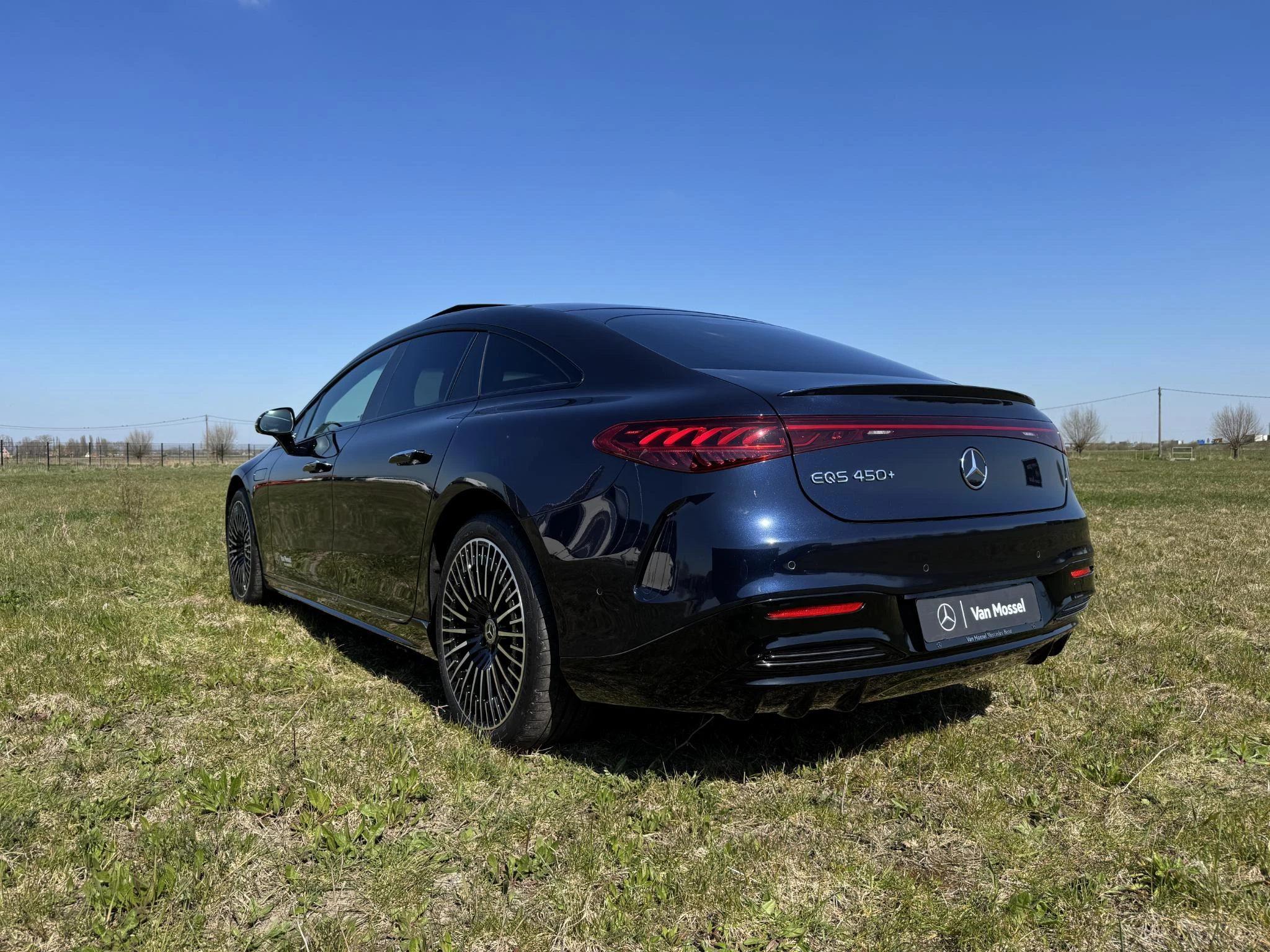 Mercedes-Benz EQS 450+ AMG Line + 4J MB GARANTIE + LEDER + BURMESTER + PANO +
