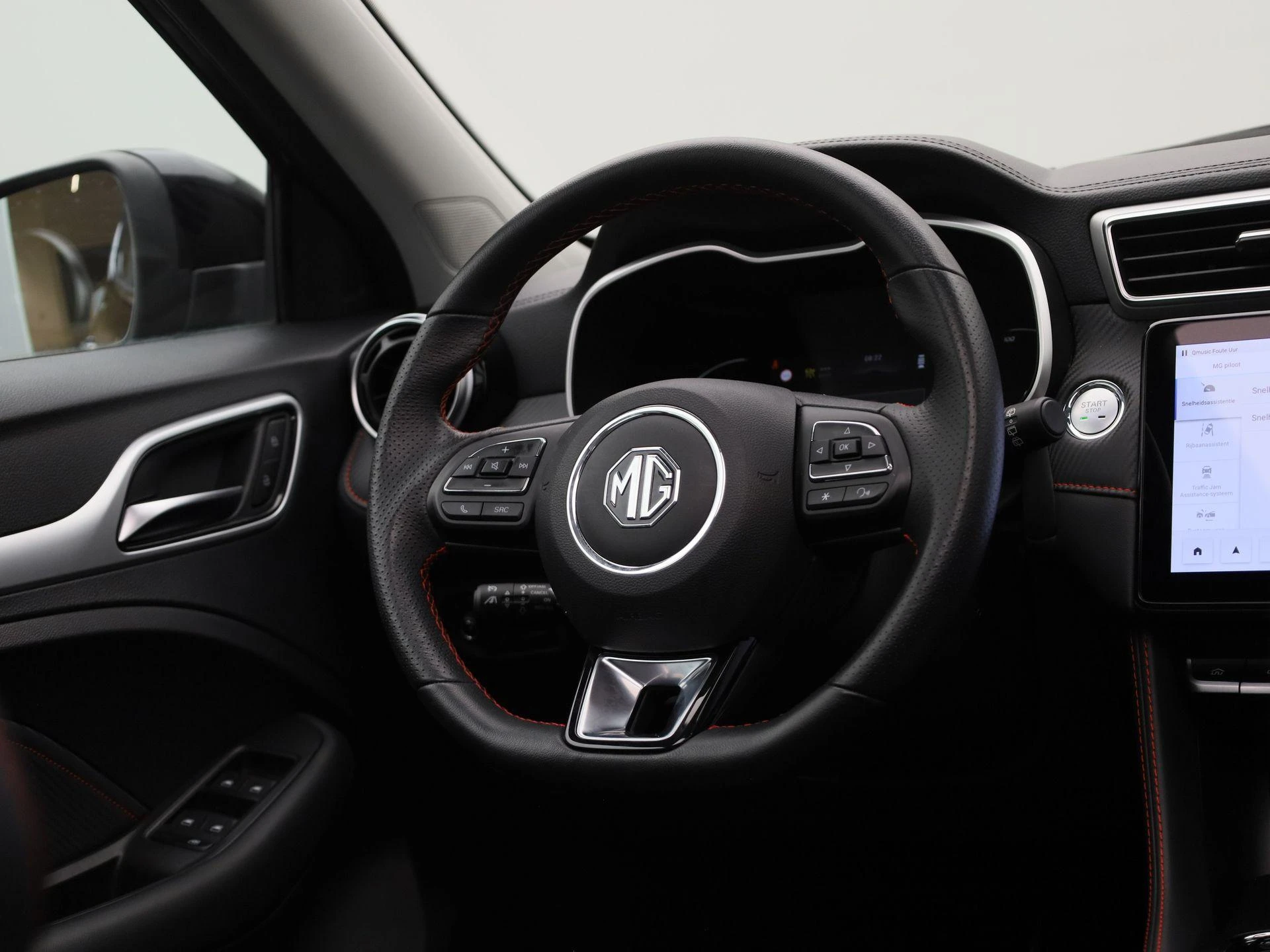 MG ZS EV - 37