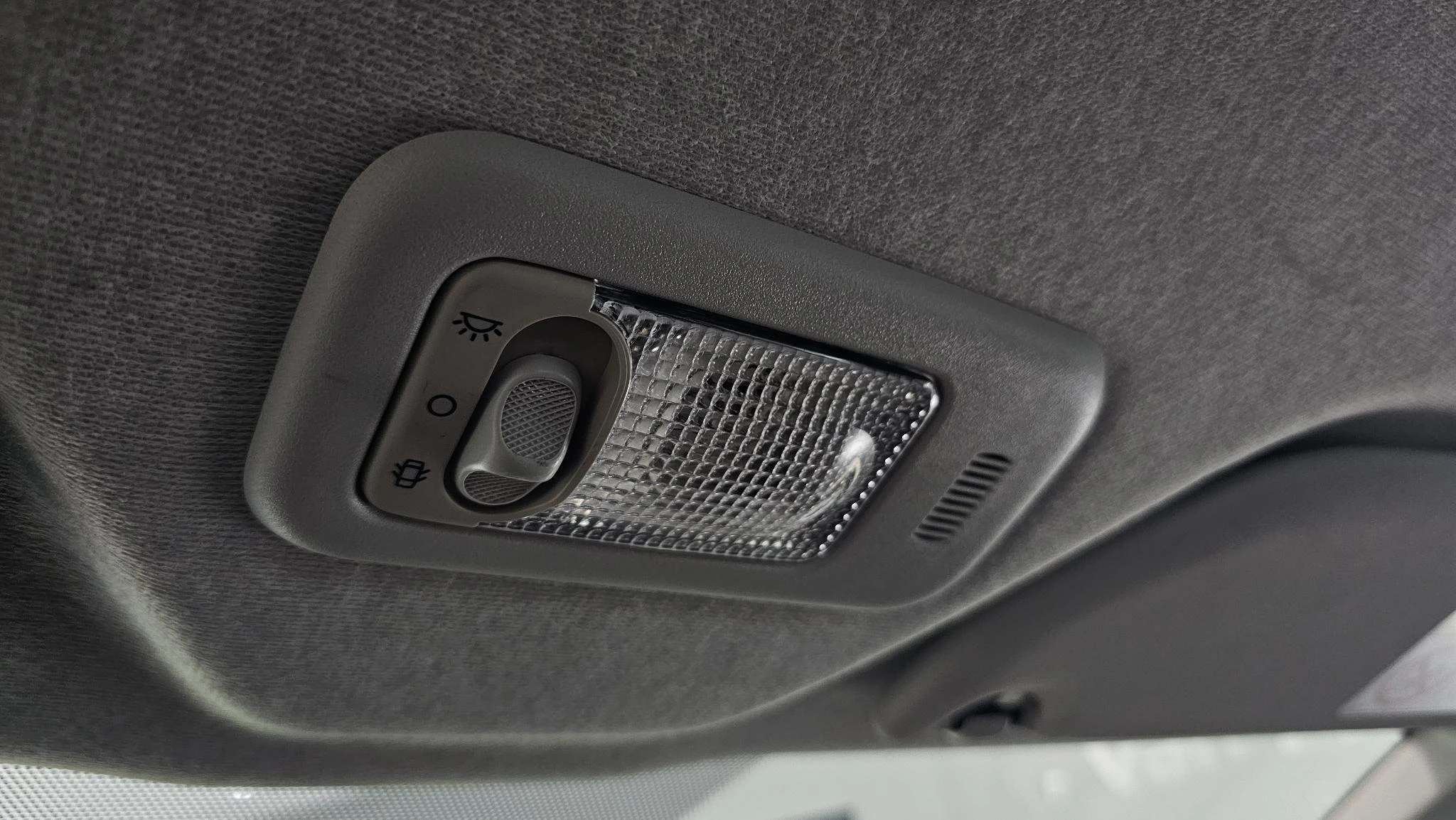 Peugeot-108-image-19