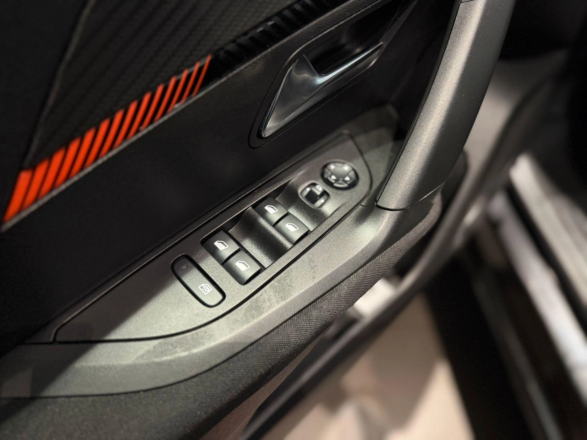 Peugeot-2008-image-19