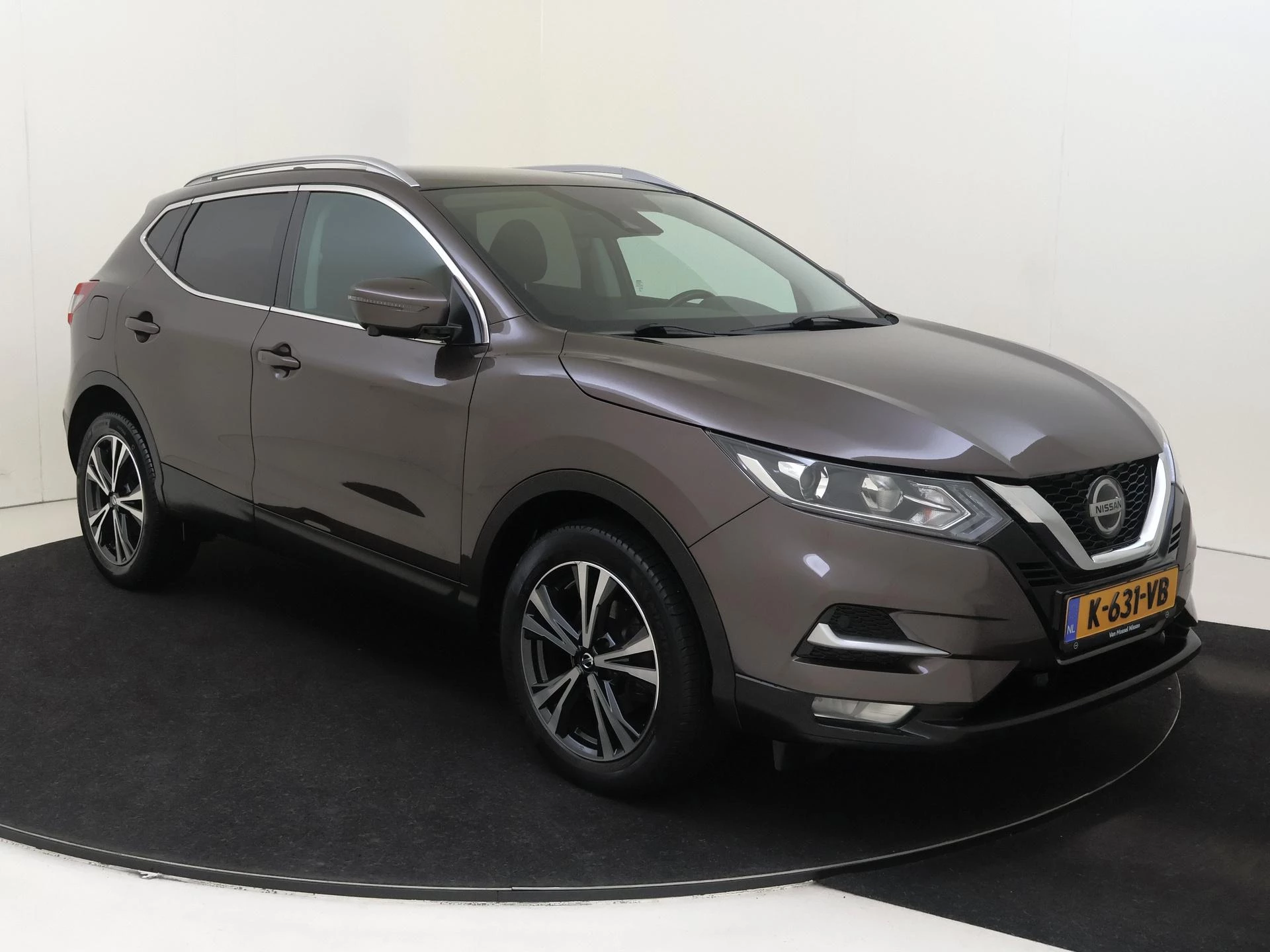 Nissan QASHQAI 1.3 DIG-T Design Edition