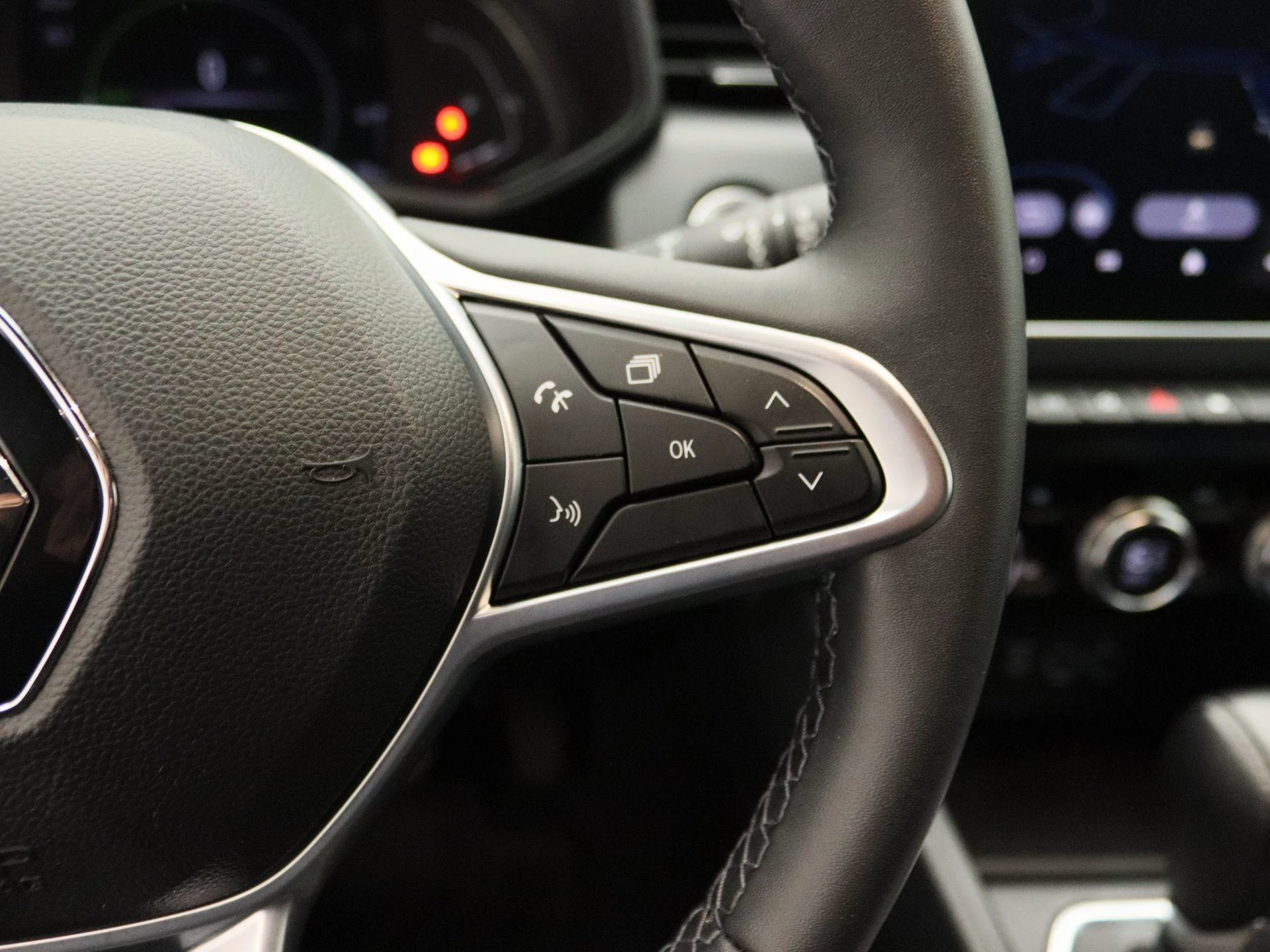 Renault-Clio-image-16