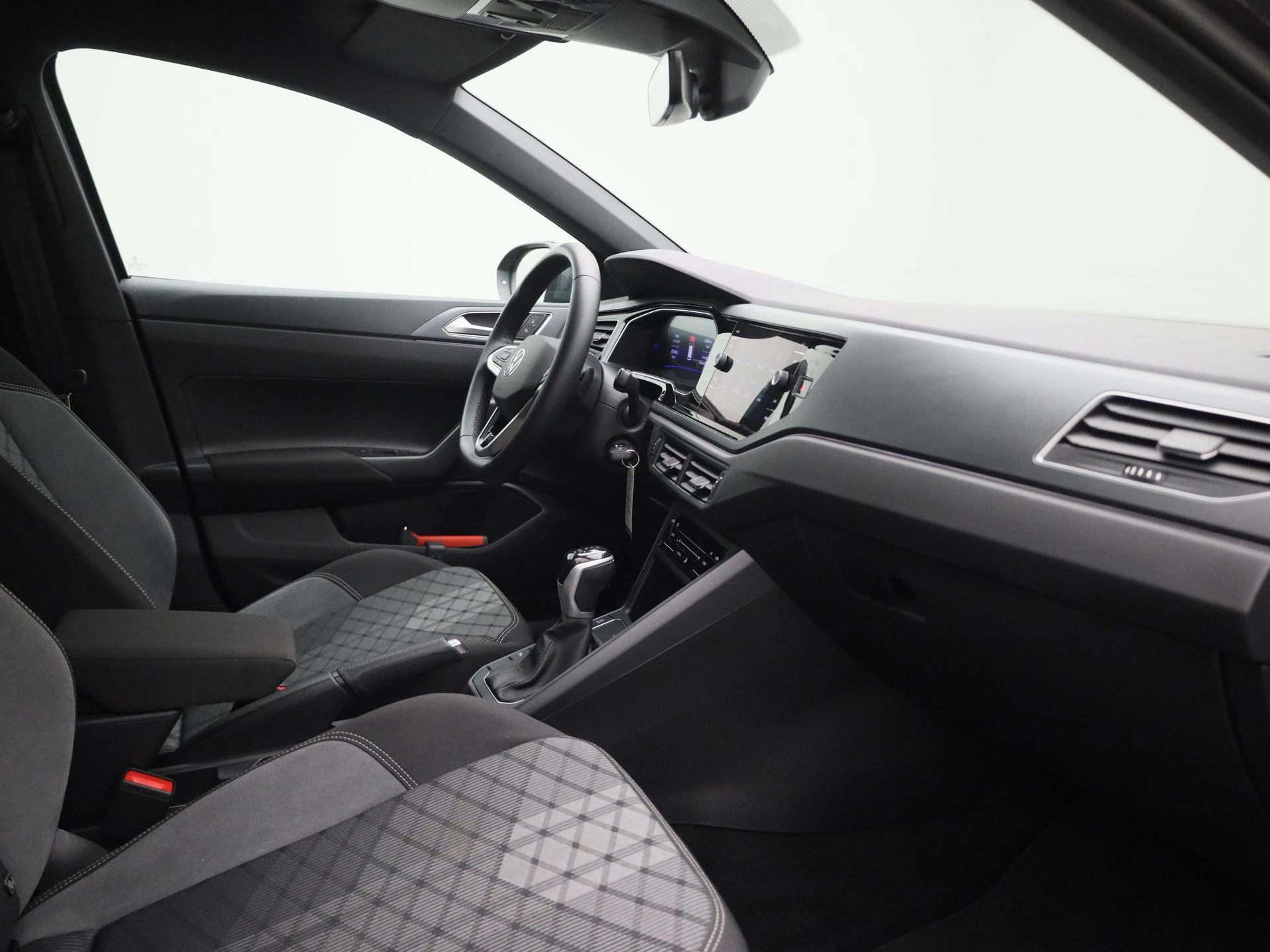 Volkswagen-Taigo-image-30