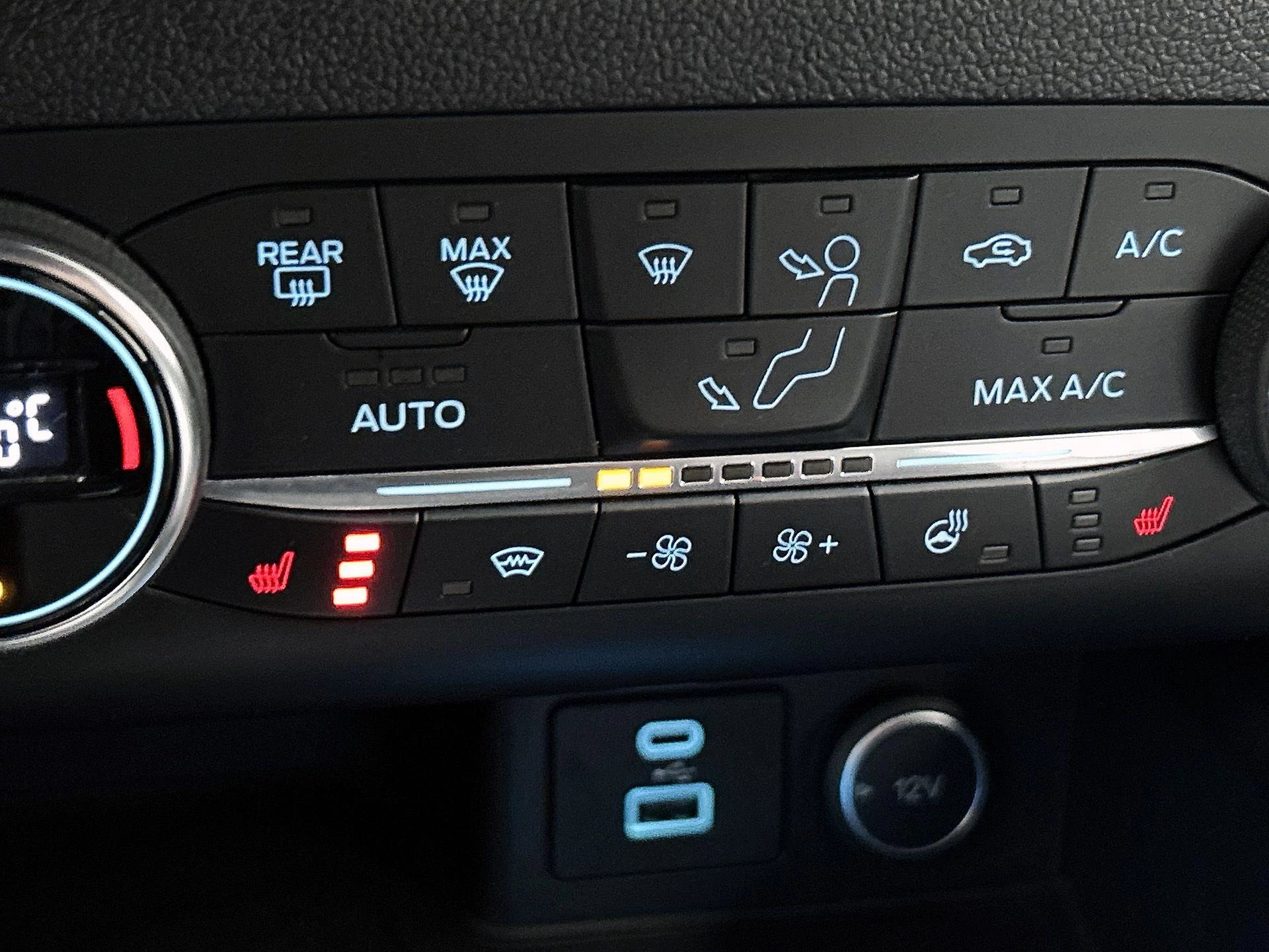 Ford-Kuga-image-7