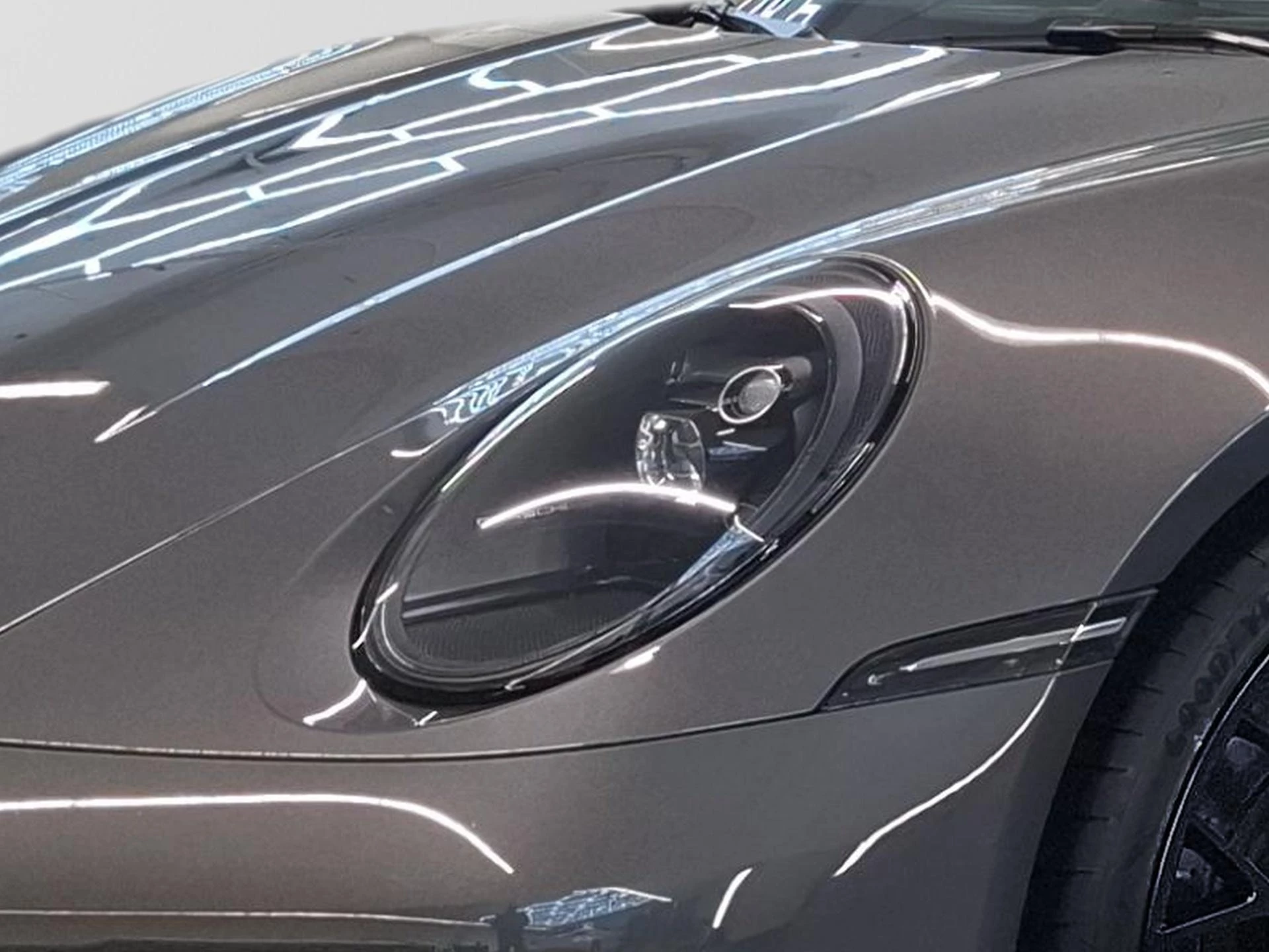 Porsche-911-image-20